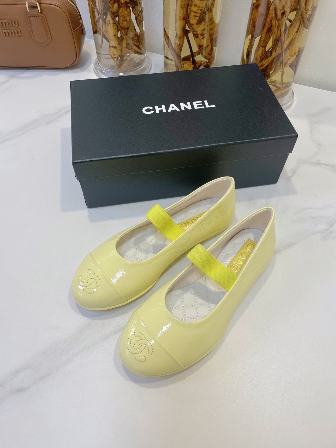CC Mary Janes In Light Yellow Glossy Lambskin 144382