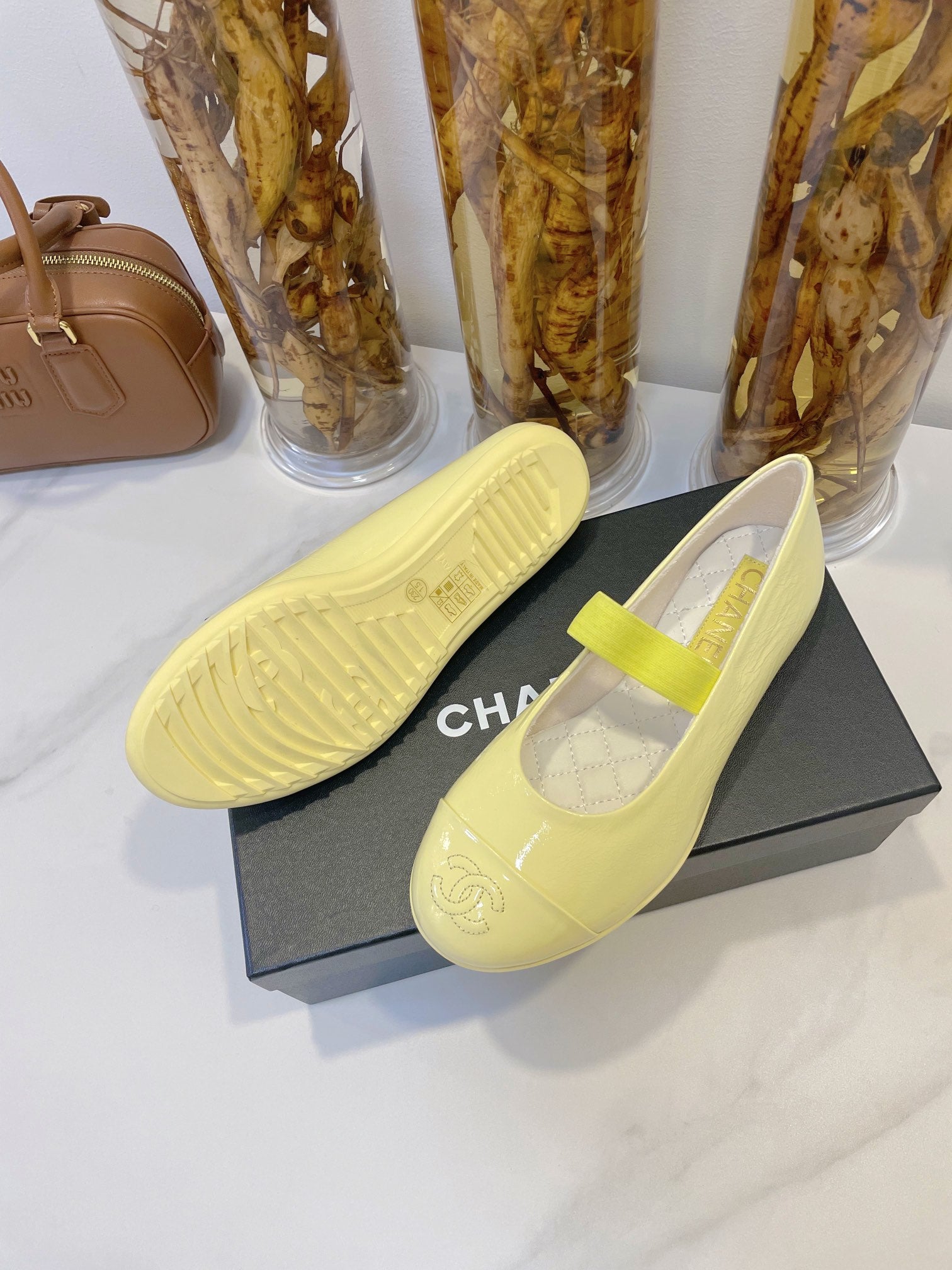 CC Mary Janes In Light Yellow Glossy Lambskin 144382