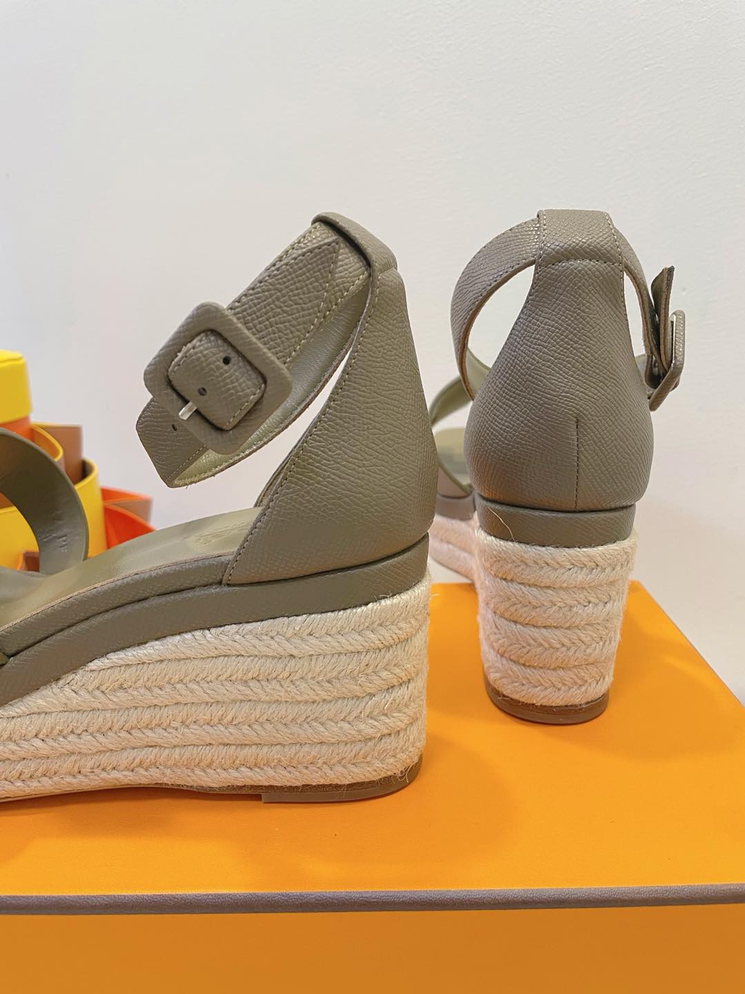 HM  Elda espadrille Army Green Cowhide 212236