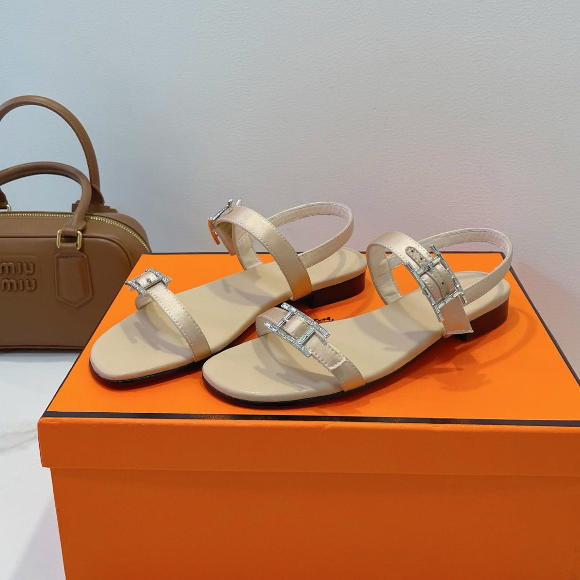 HM Paris Sandals Beige Lamskin 374210