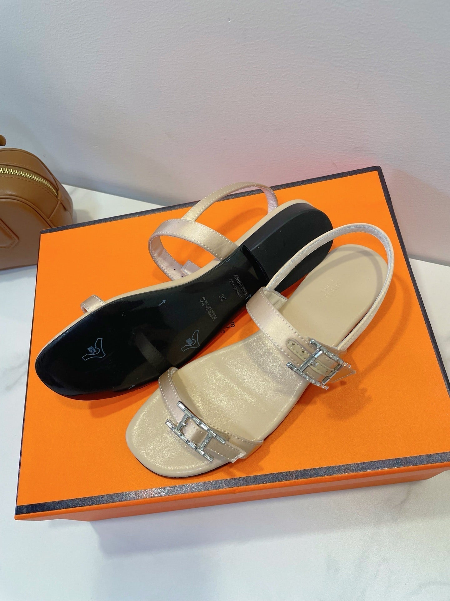 HM Paris Sandals Beige Lamskin 374210