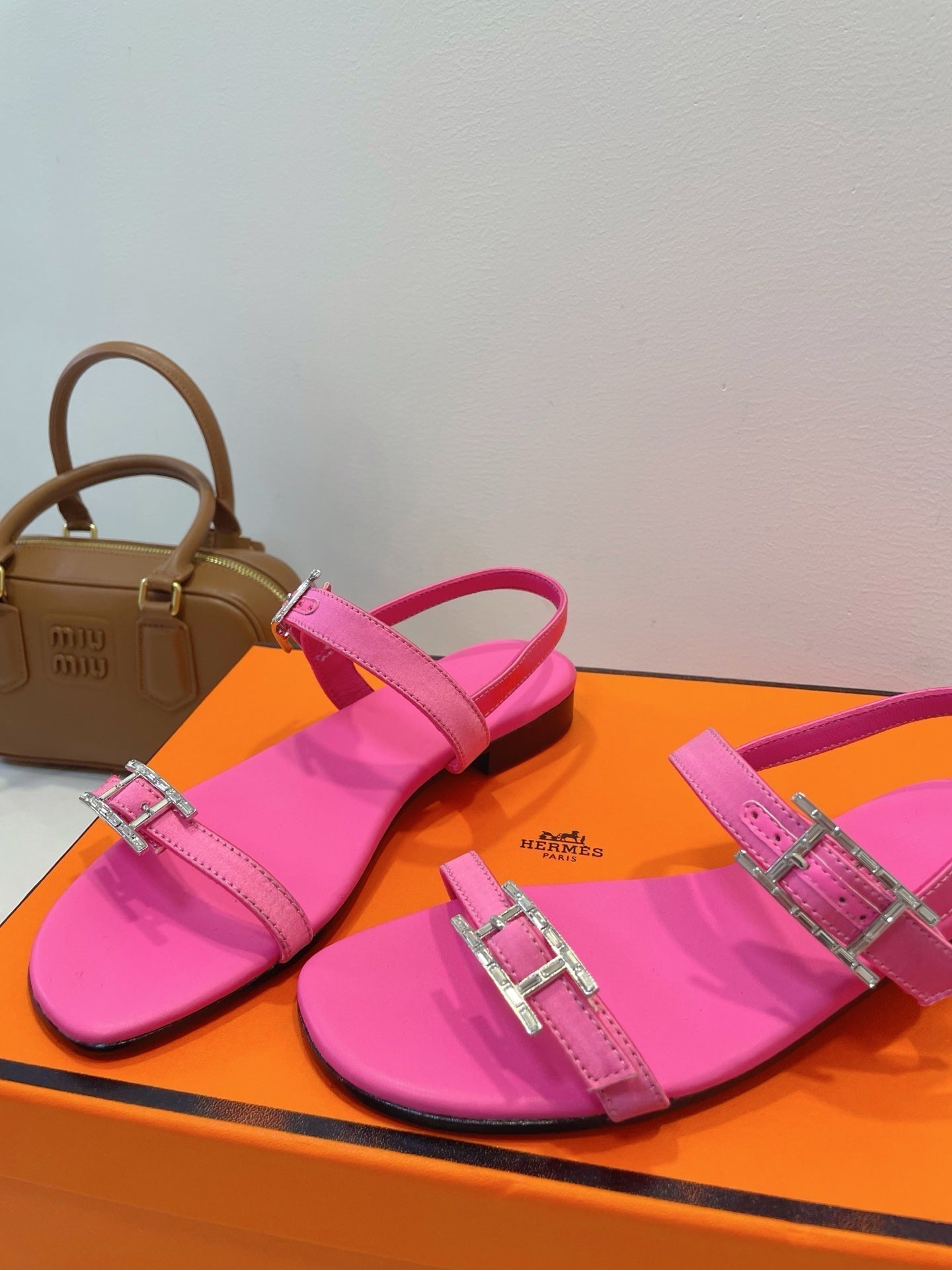 HM Paris Sandals Pink Lamskin 374213