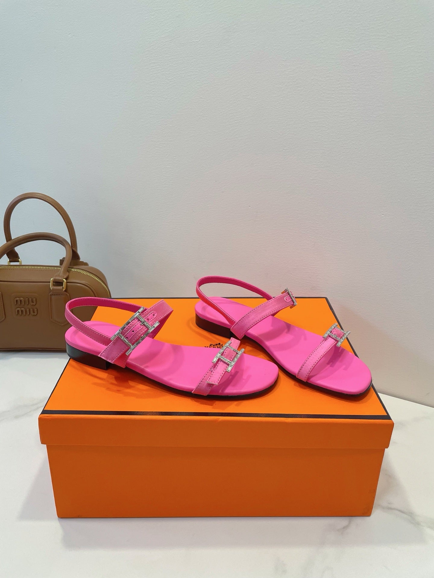 HM Paris Sandals Pink Lamskin 374213