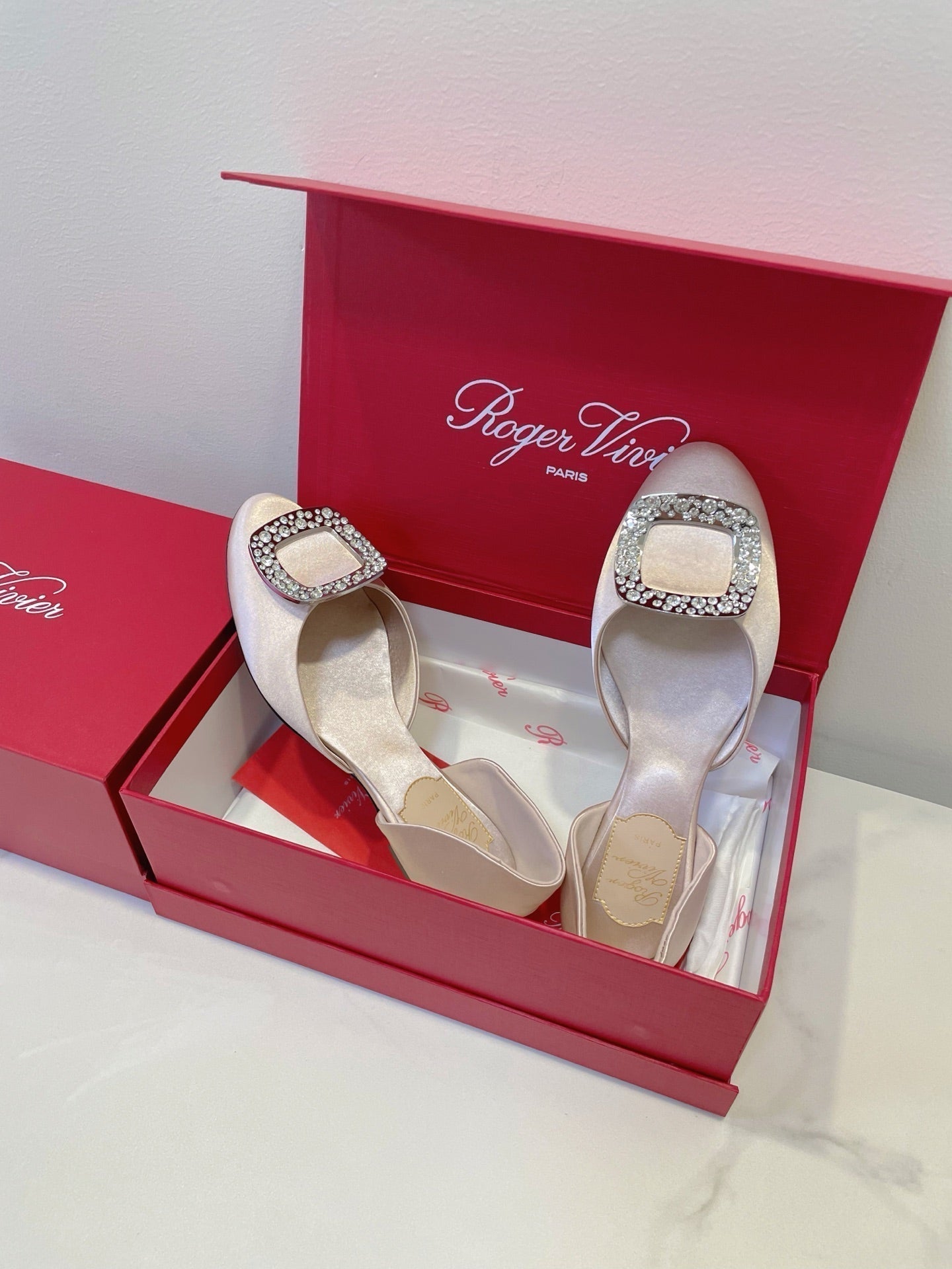 Viv Chips Ballerina Flat Beige Silk 329265