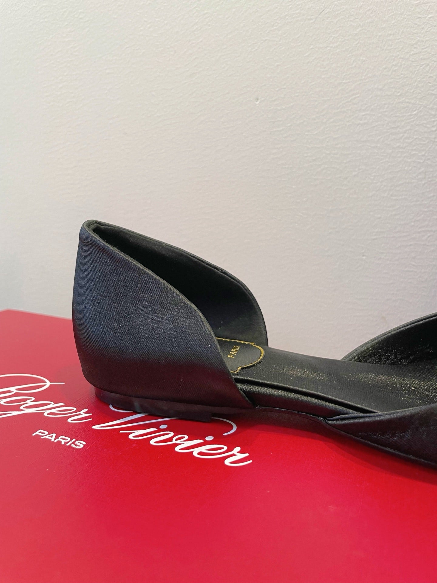 Viv Chips Ballerina Flat Black Silk 329268