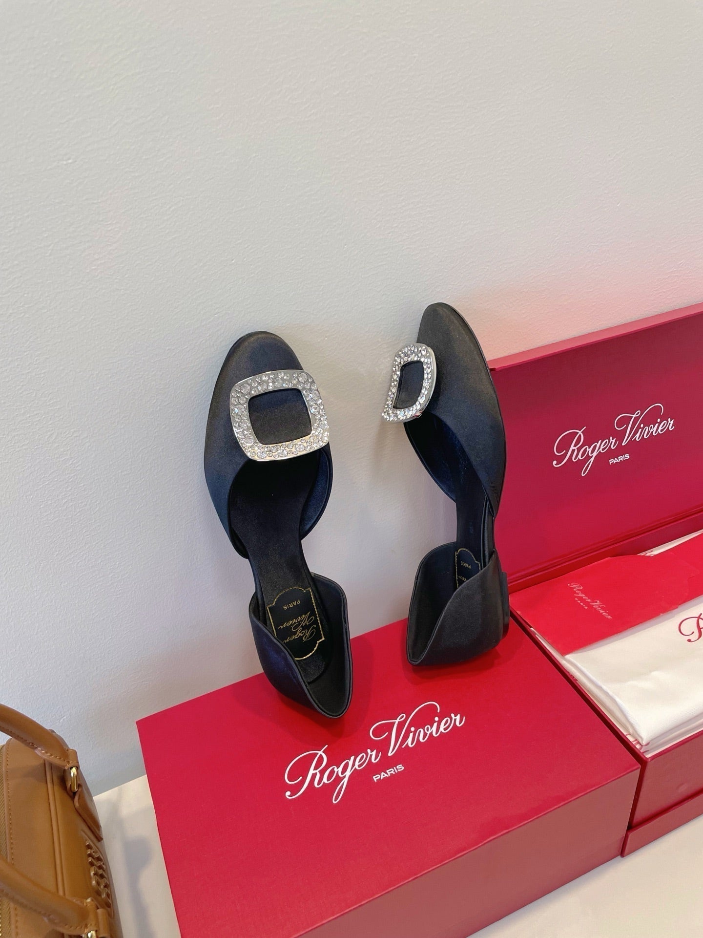 Viv Chips Ballerina Flat Black Silk 329268