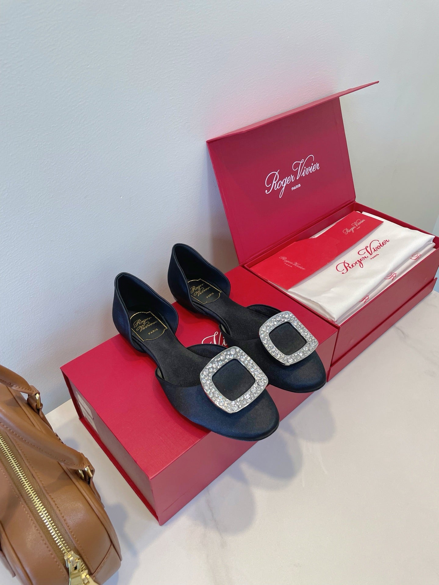 Viv Chips Ballerina Flat Black Silk 329268