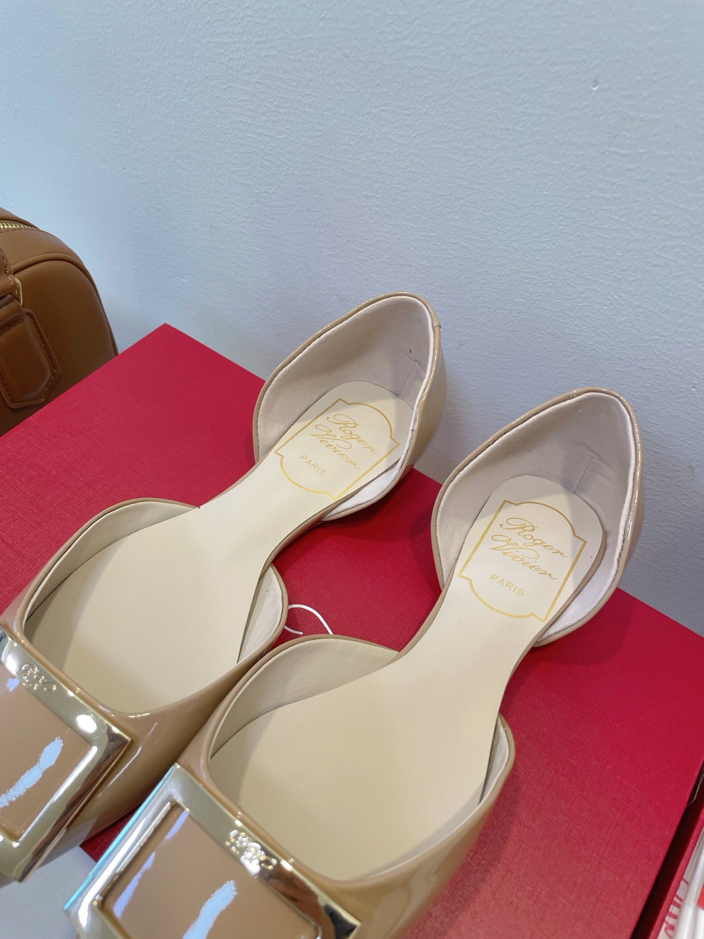 Viv Chips Ballerina Flat Nude Patent Leather 329270