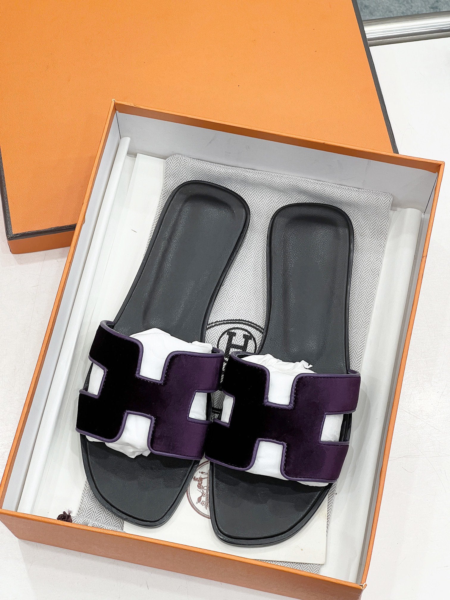 0ran sandal purple velvet goatskin