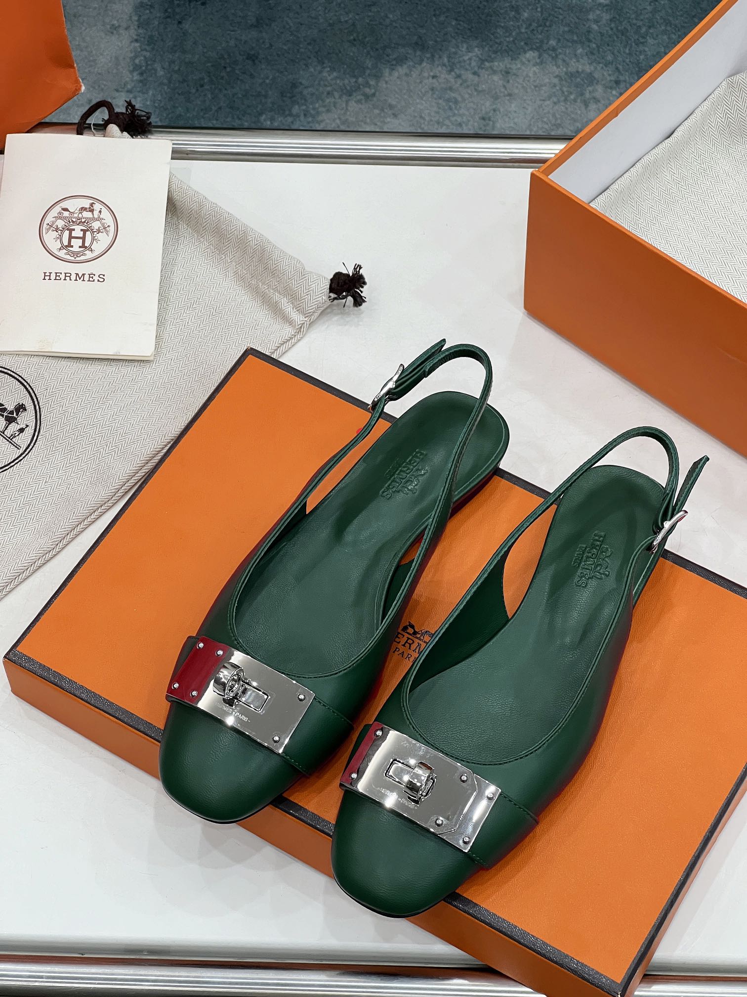 INNOCENTE SLINGBACK CASTLETON GREEN CALKSIN