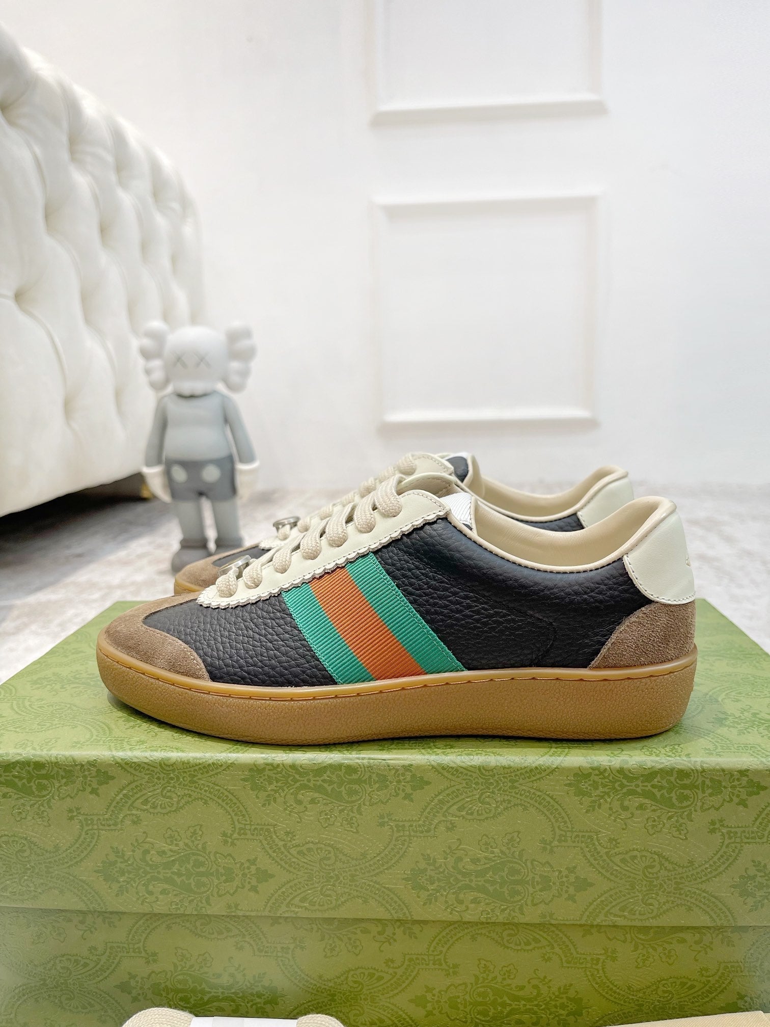 GG Men's Web Sneaker Black Cowhide Suede 853917