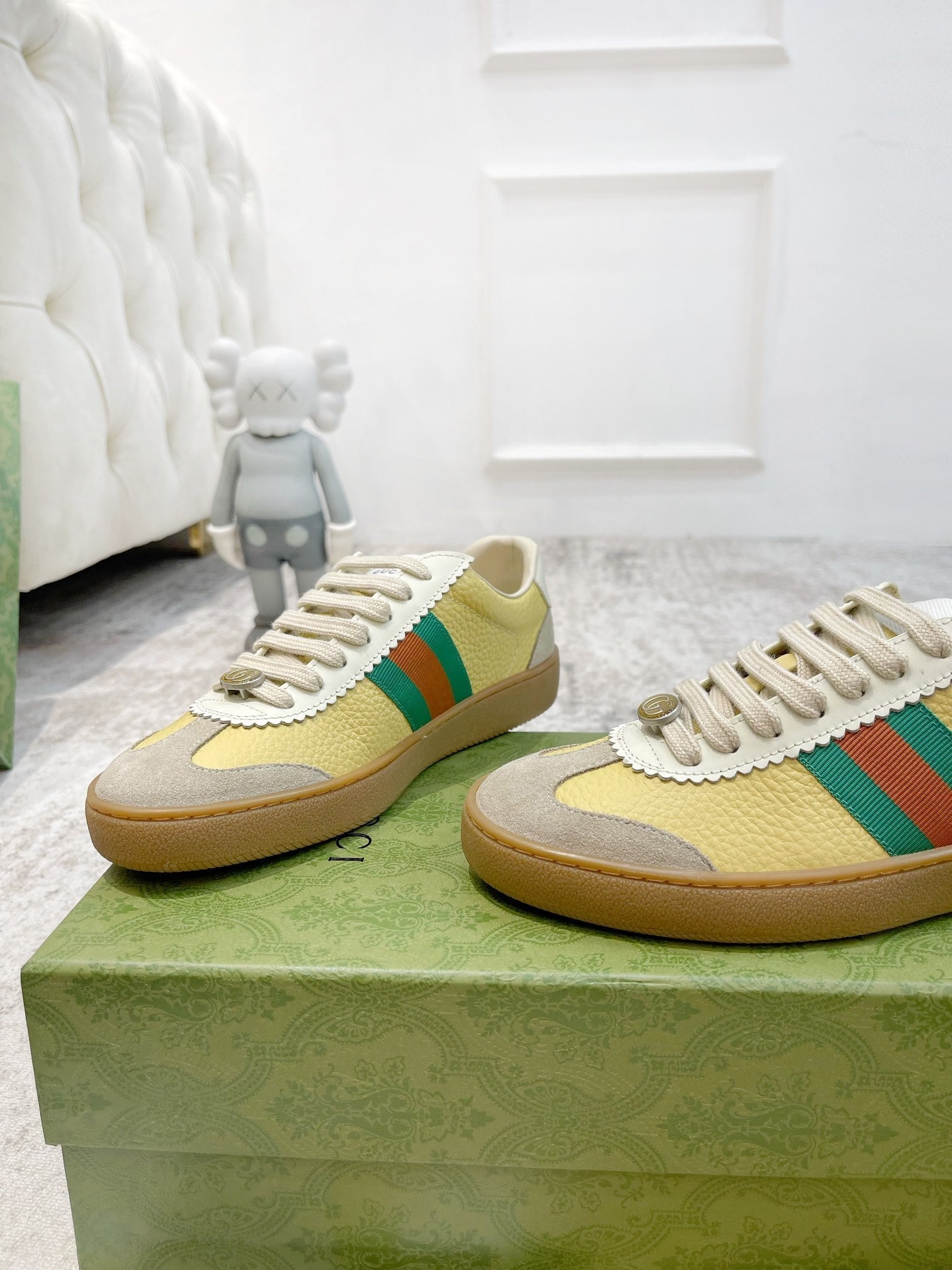 GG Men's Web Sneaker Yellow Cowhide Suede 853919