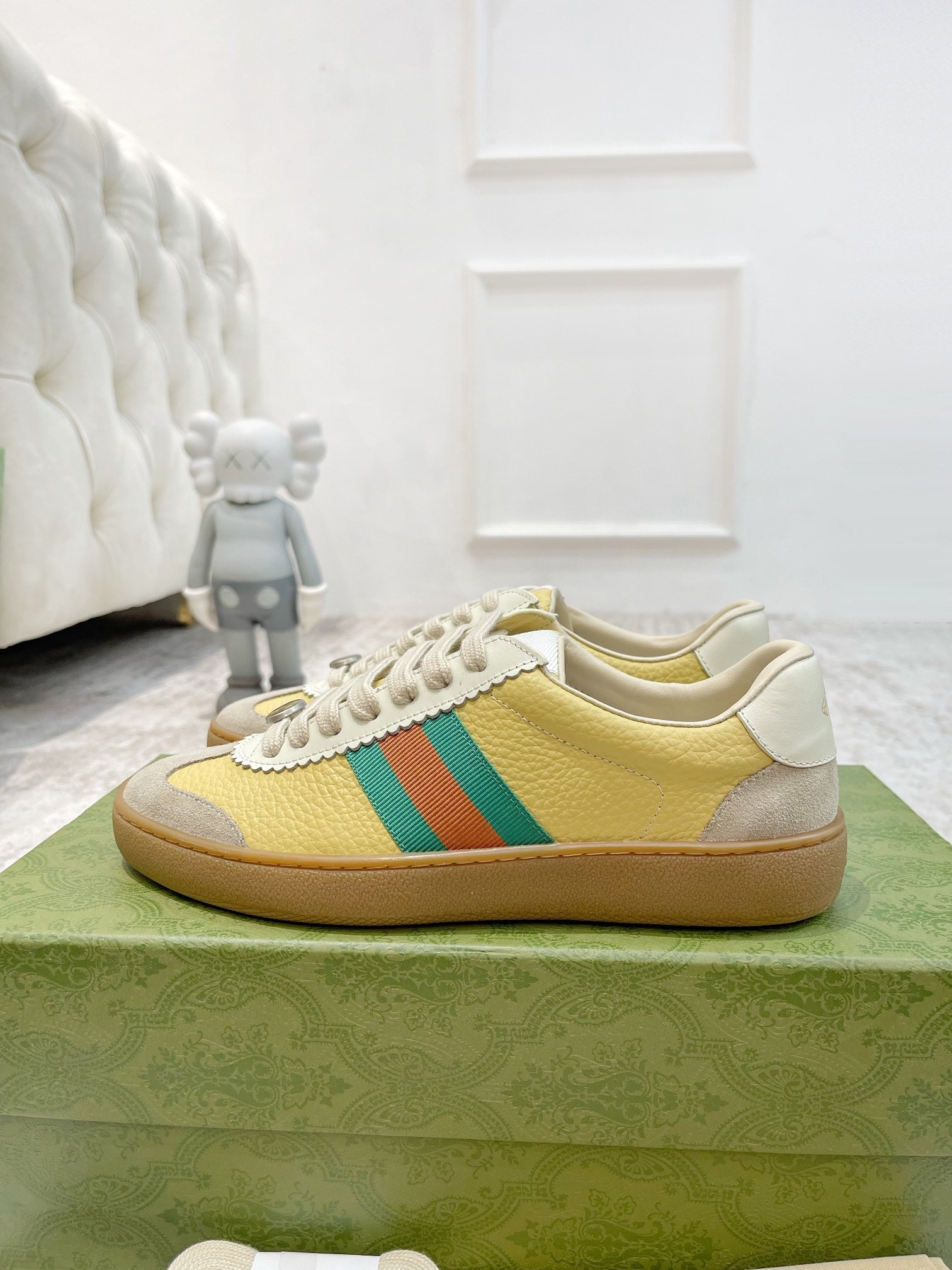 GG Men's Web Sneaker Yellow Cowhide Suede 853919