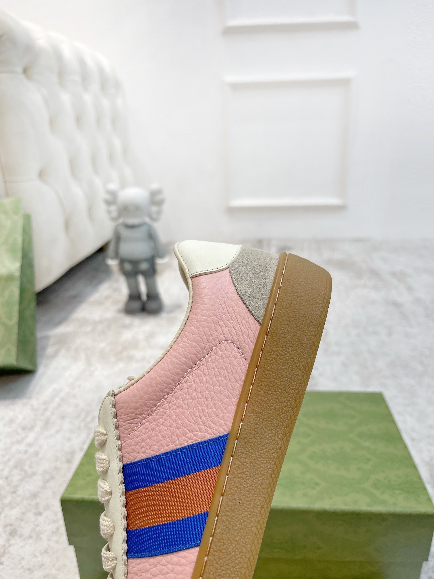 GG Men's Web Sneaker Pink Cowhide Suede 853920