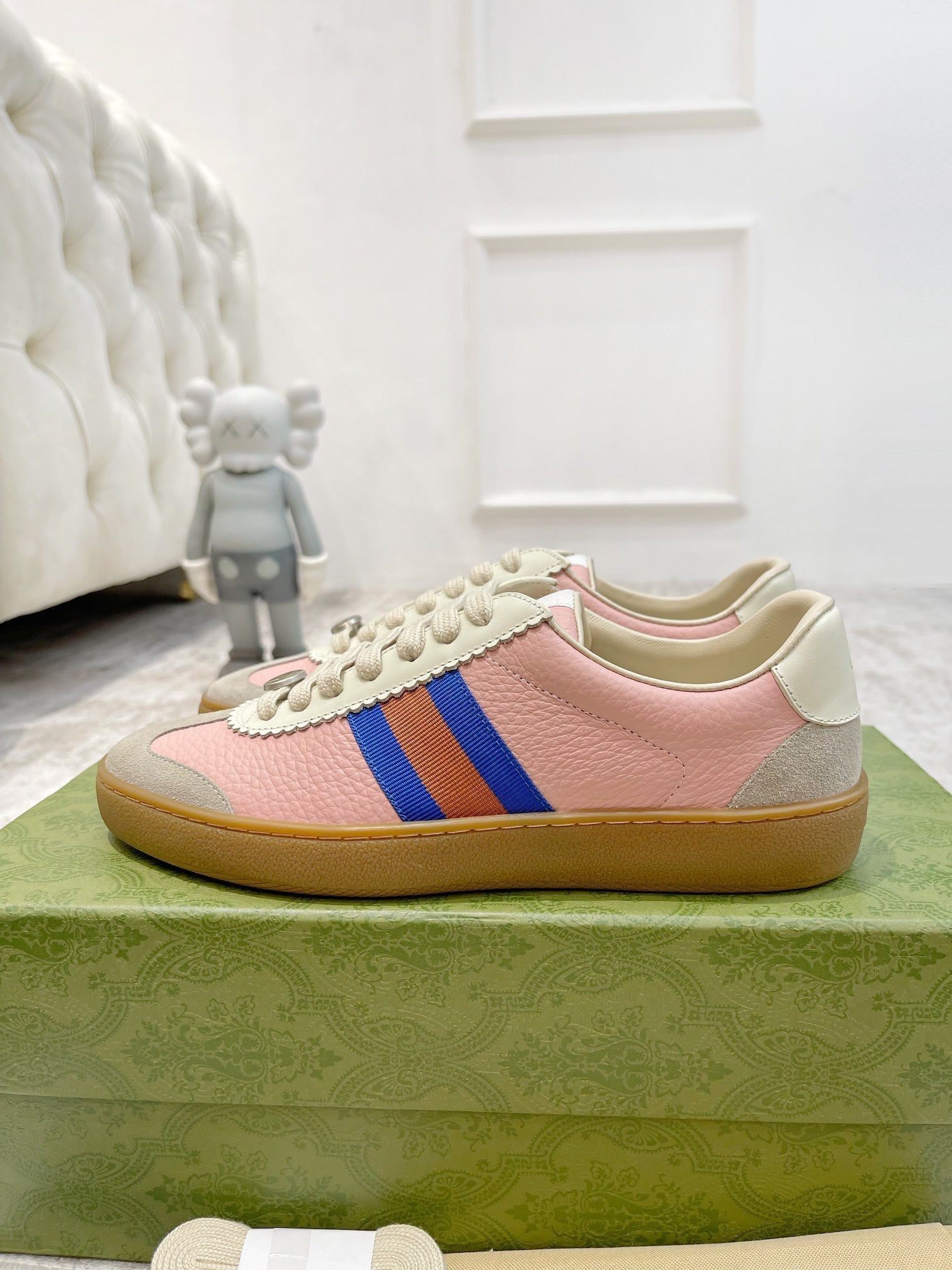 GG Men's Web Sneaker Pink Cowhide Suede 853920