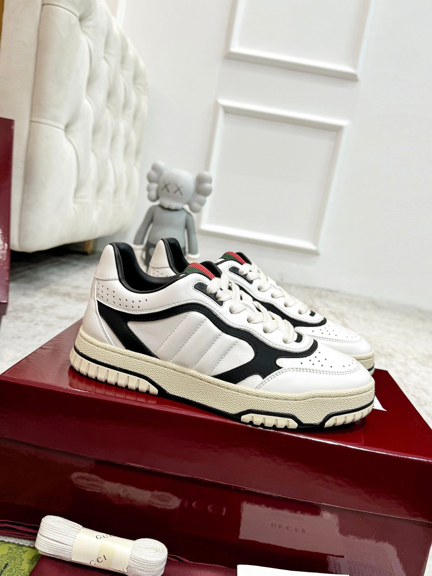 GG Men's Re-Web Sneaker White Black Calfskin 534247