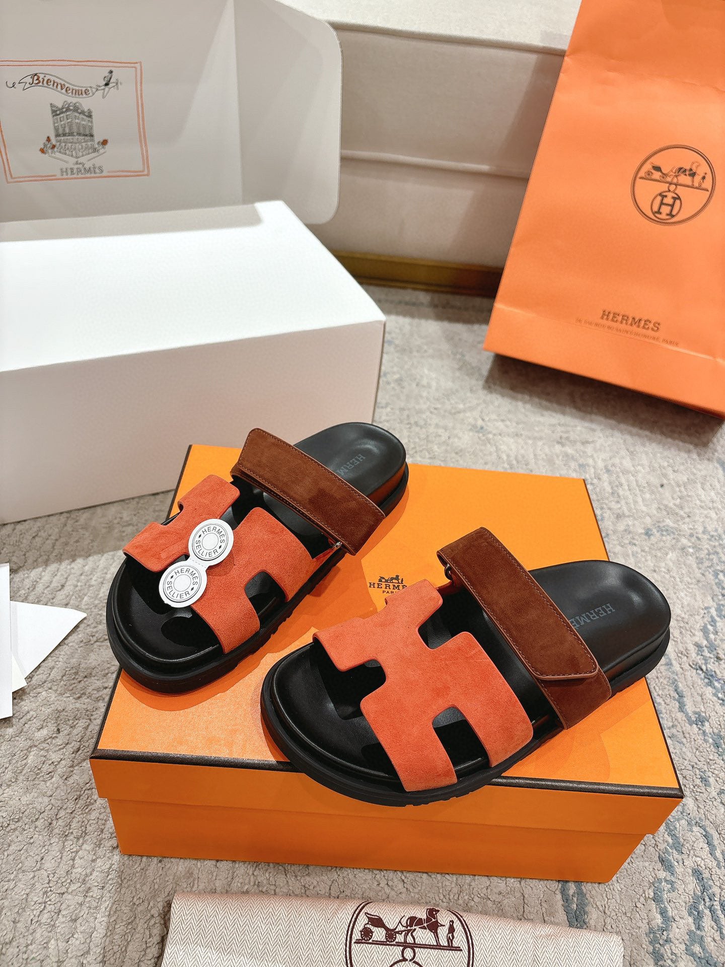 HM 25 Chypre Sandal Orage Brown Suede