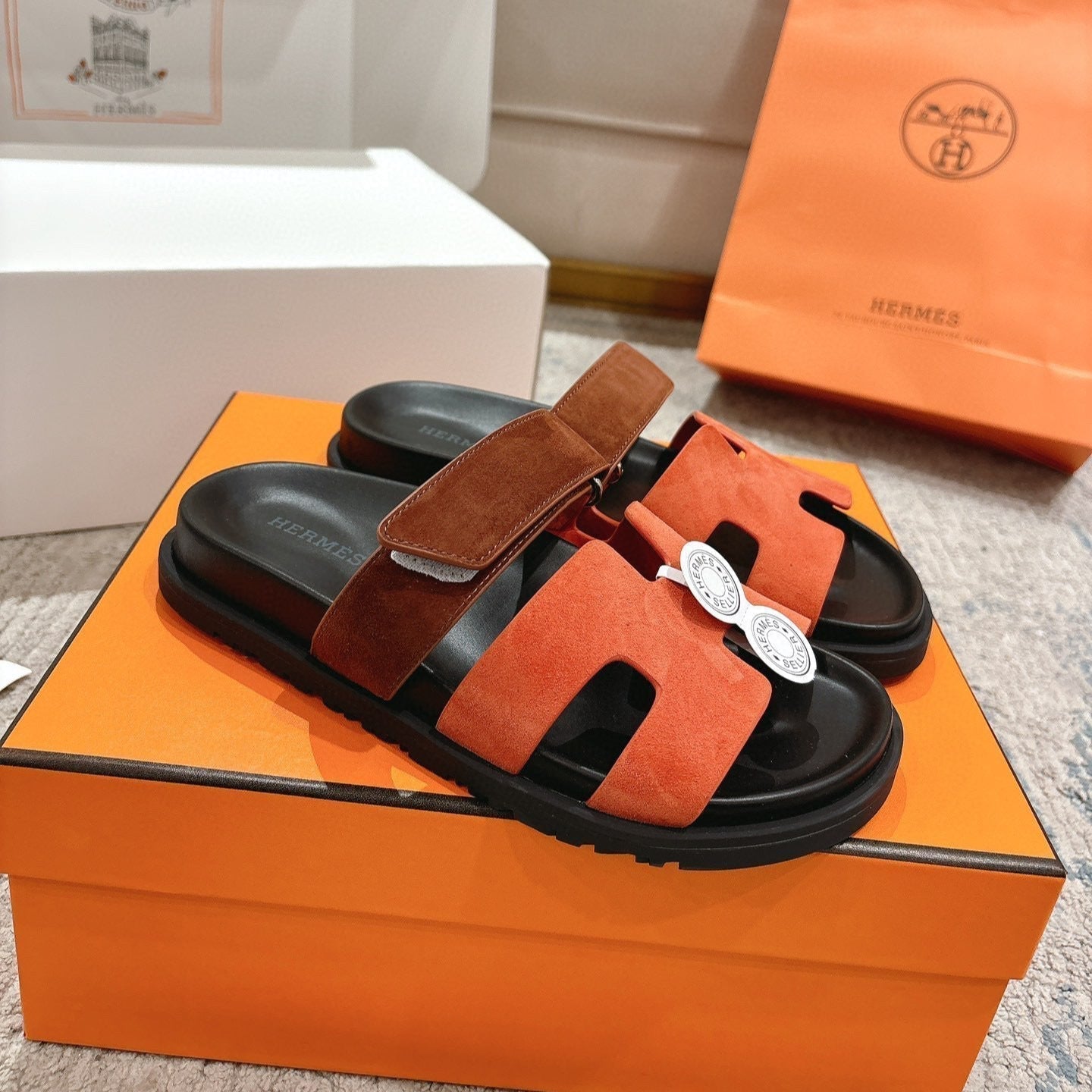 HM 25 Chypre Sandal Orage Brown Suede