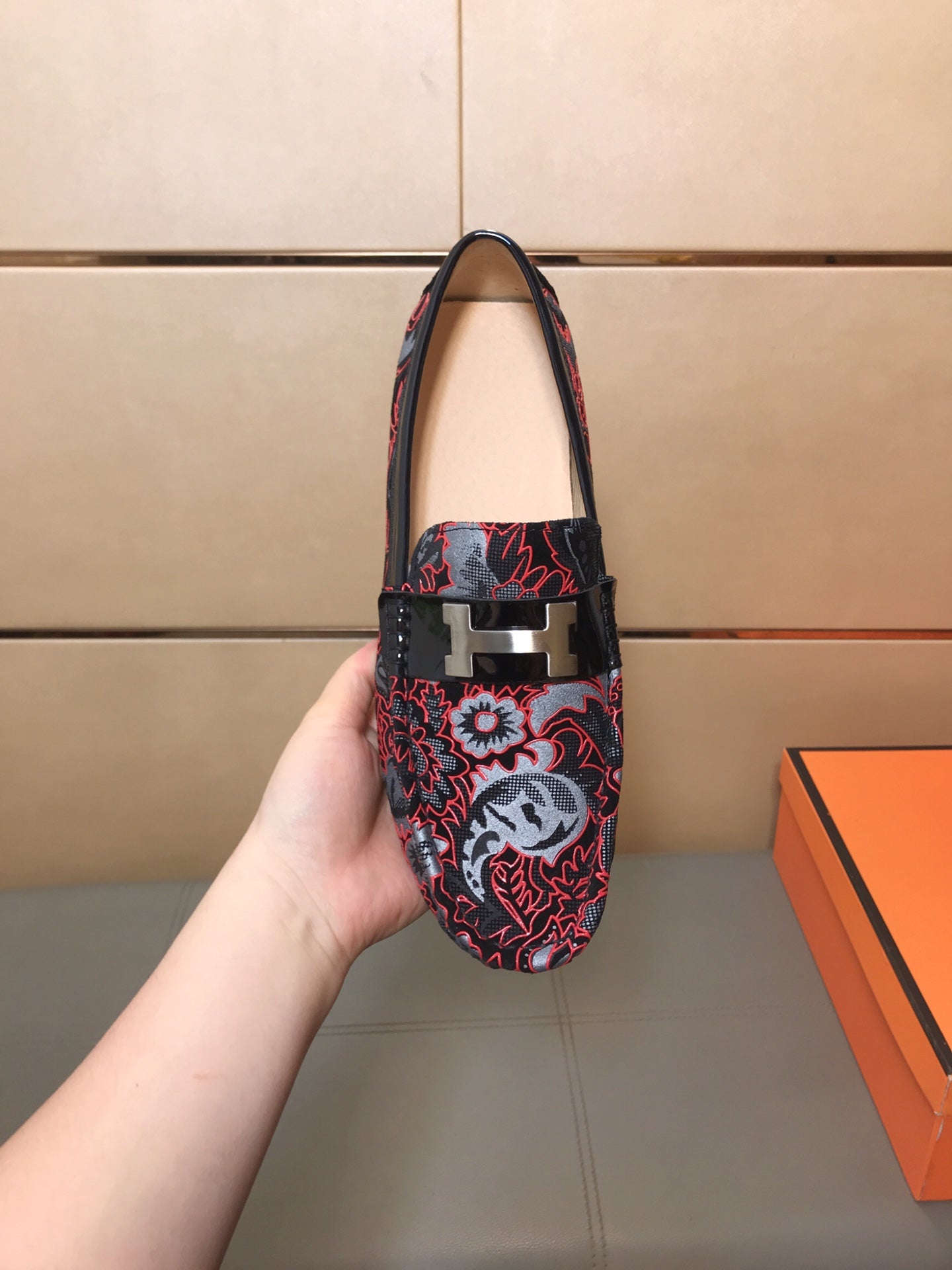 HM Men's Flower Loafer Red Black Printed Fabric Pigskin 685514