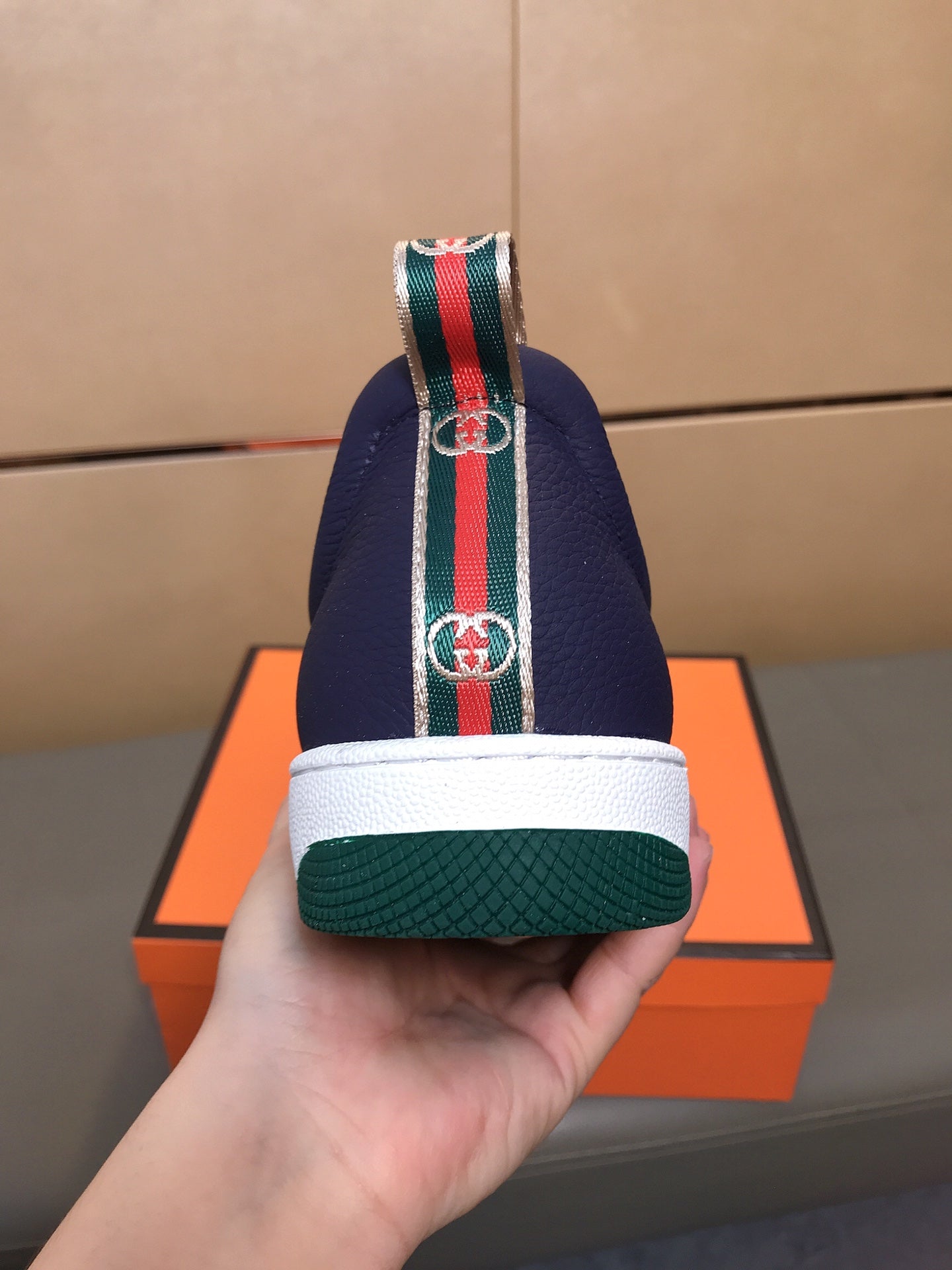 GG Men's Slip On Grey Cowhide Printed Fabric 525191