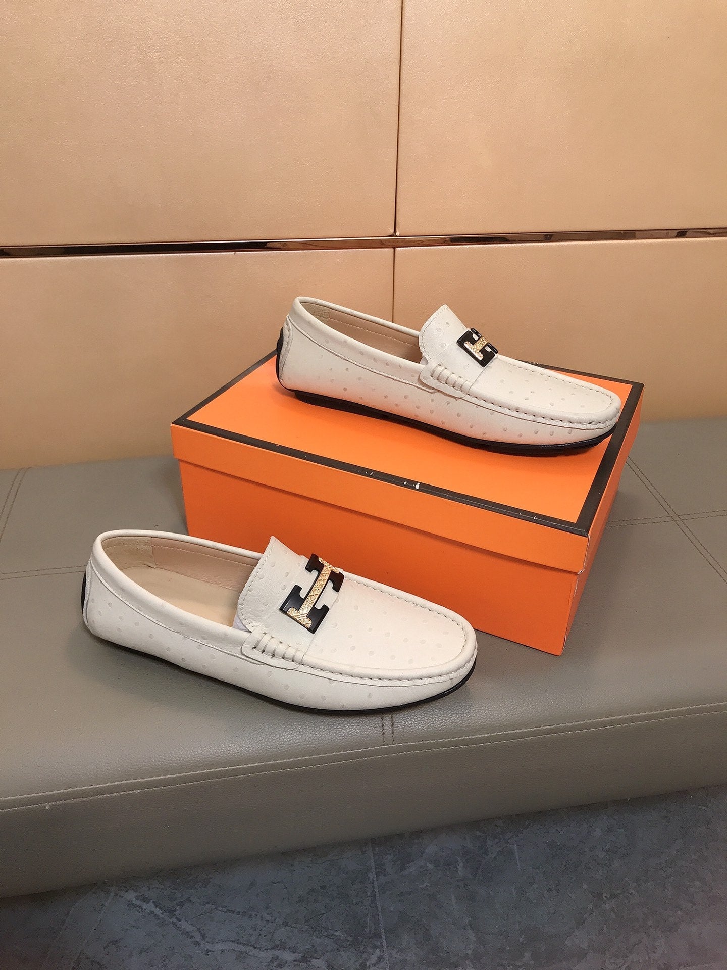 HM Men's Loafer Beige Cowhide 686623