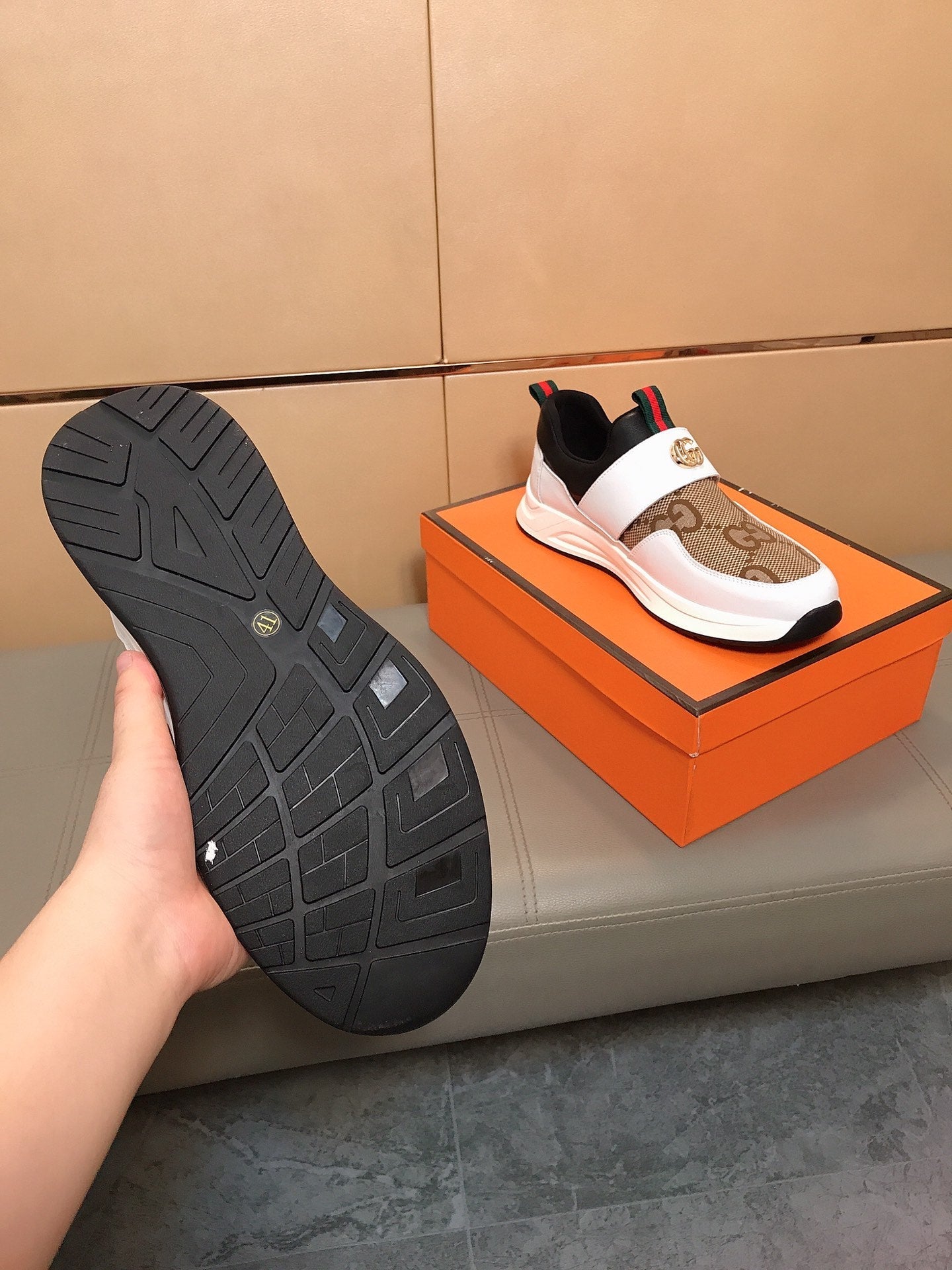 GG Men's Slip on White Brown Cowhide Canvas 530404