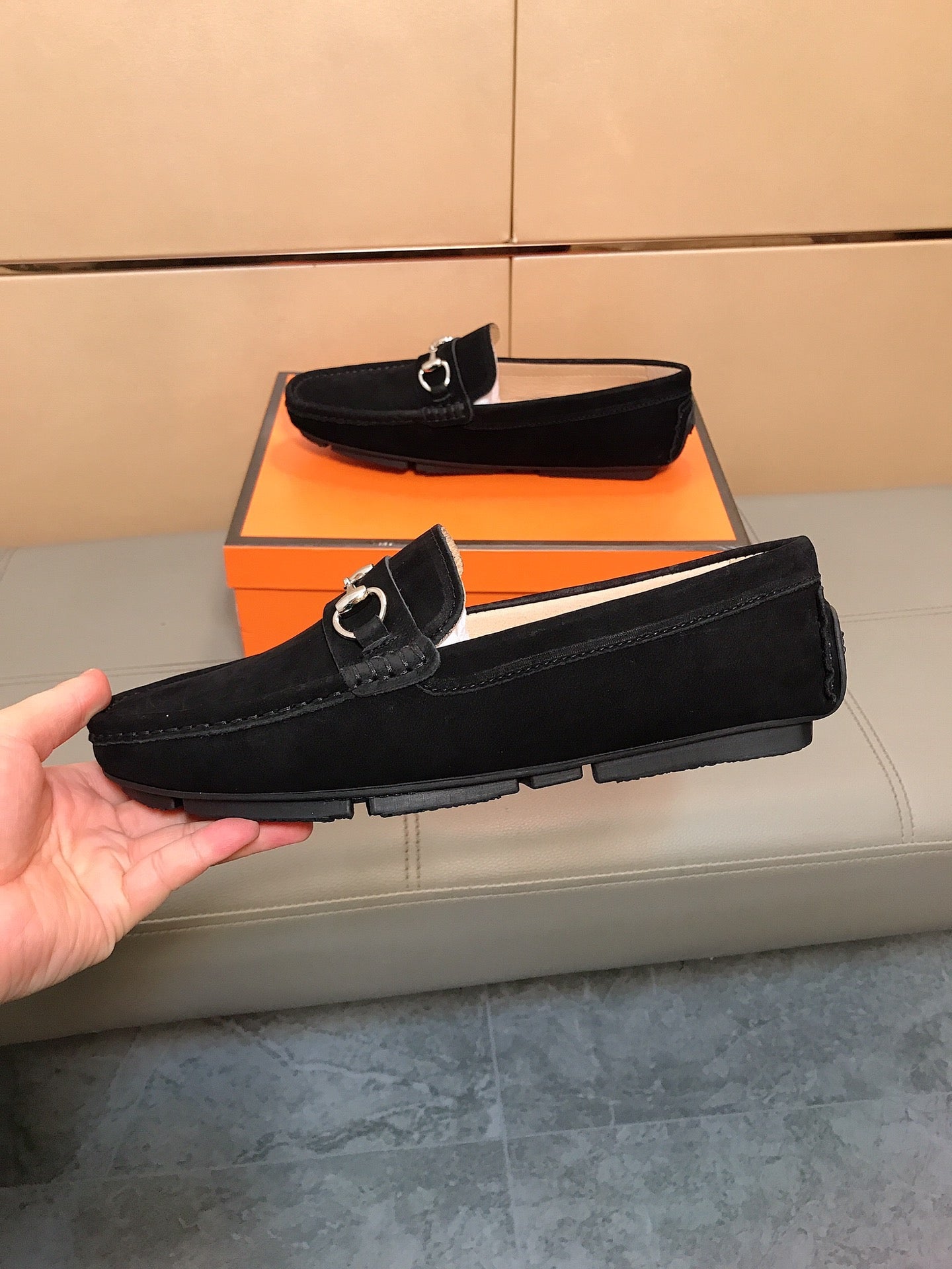 GG Men's Flat Loafer Black Suede 523212