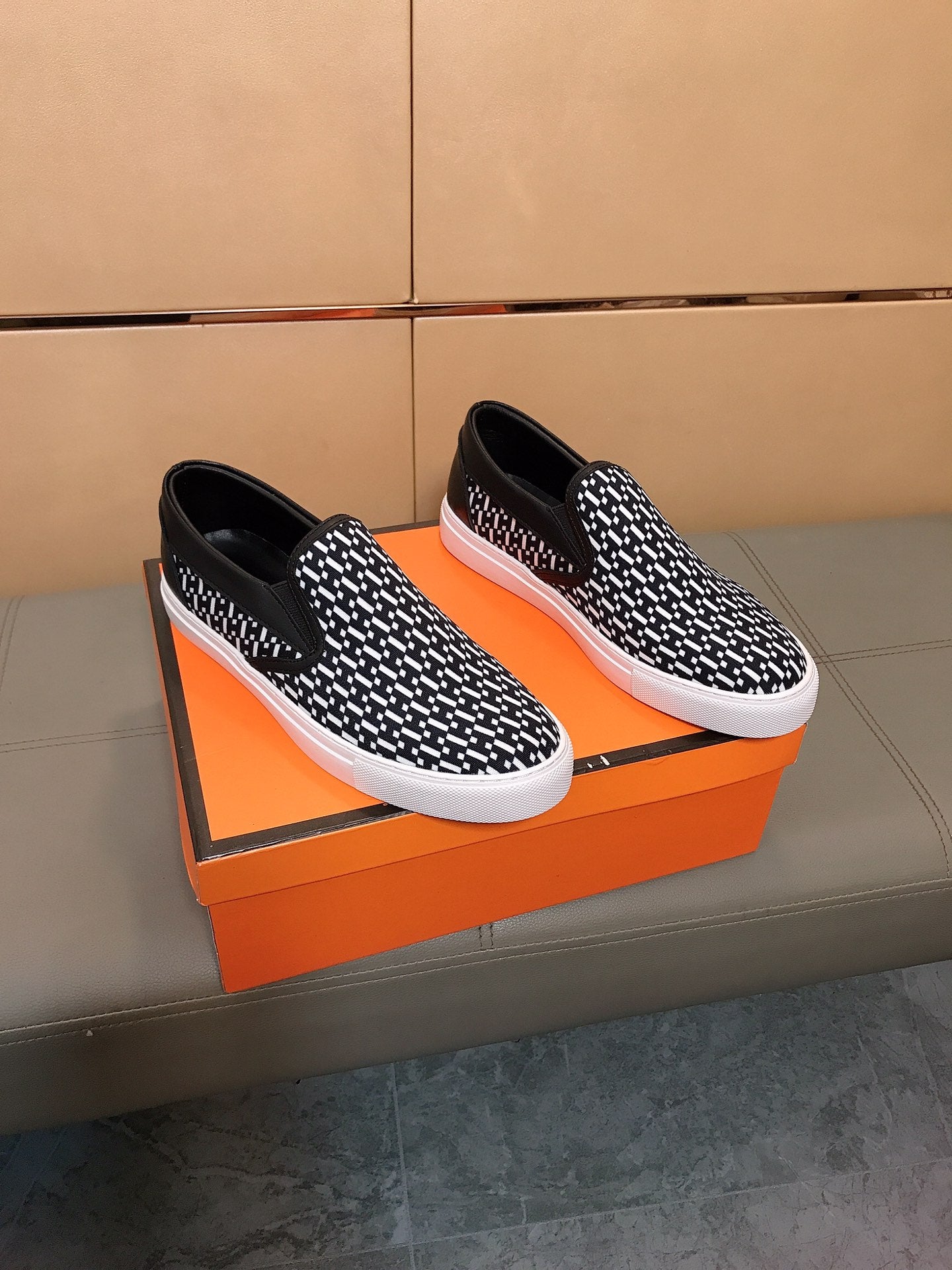 HM Men's Loafer Black Printed Fabrics Rubber 590009