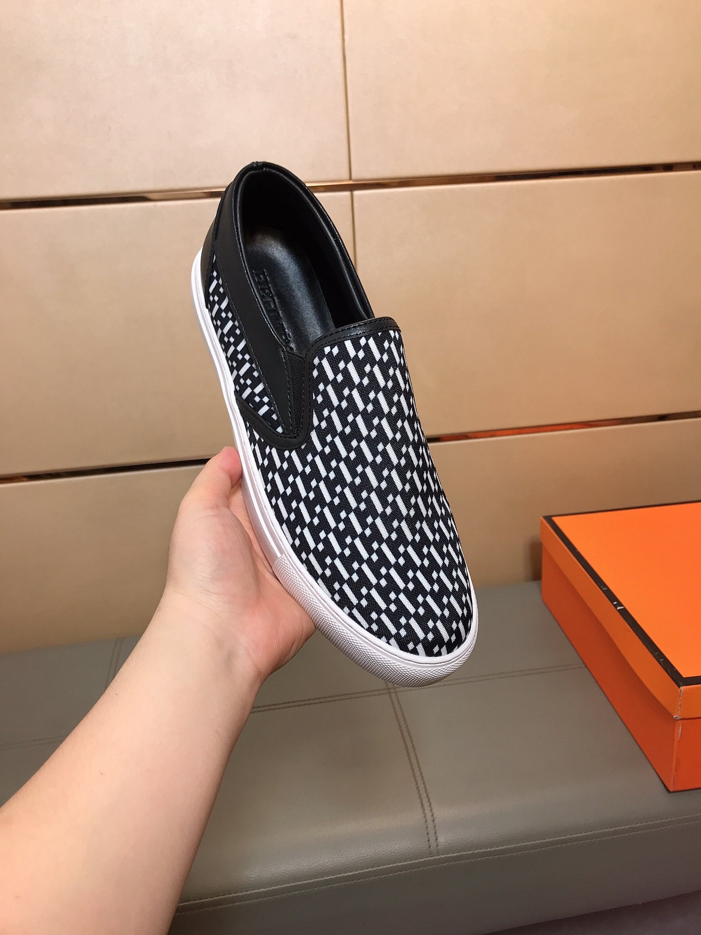 HM Men's Loafer Black Printed Fabrics Rubber 590009