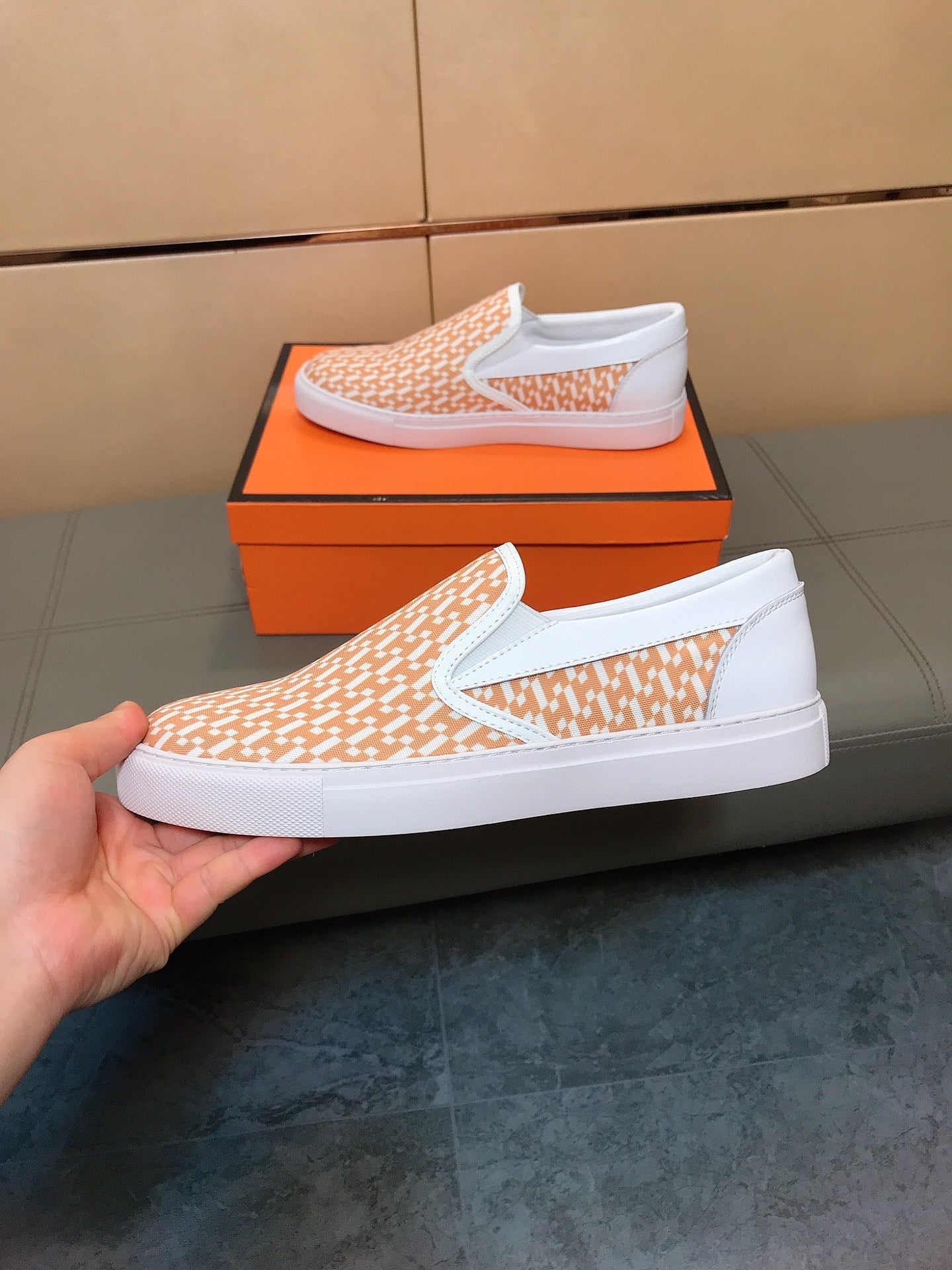 HM Men's Loafer Orange Printed Fabrics Rubber 590007