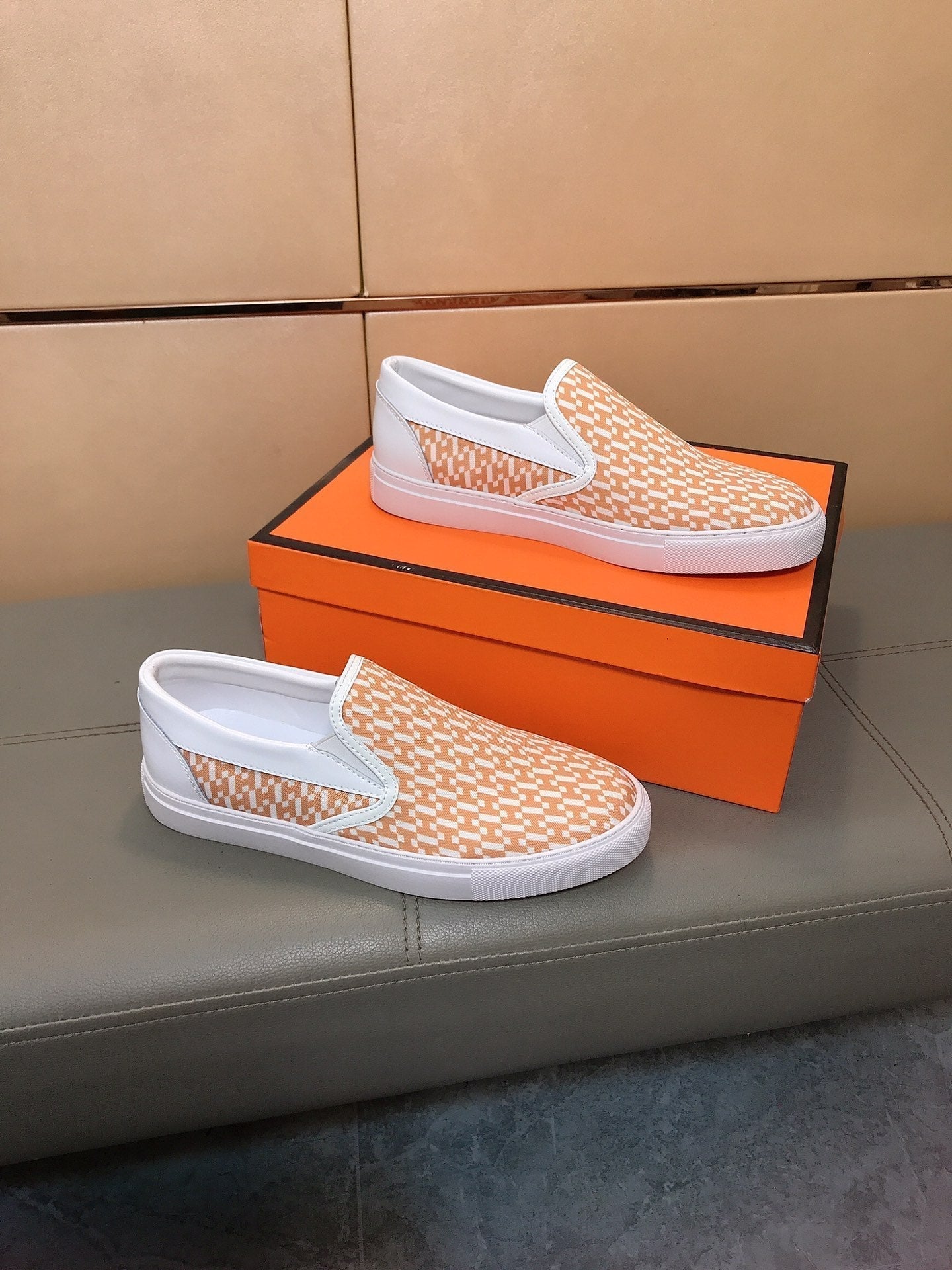 HM Men's Loafer Orange Printed Fabrics Rubber 590007