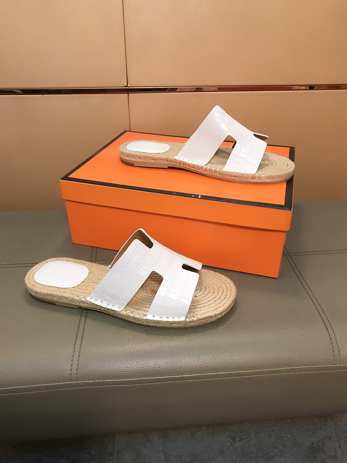 HM Men's Antigua Espadrille White Embossed Cowhide 704128