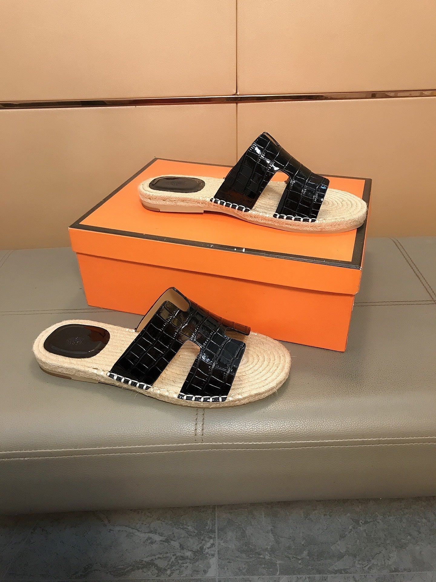 HM Men's Antigua Espadrille Black Embossed Cowhide 704130