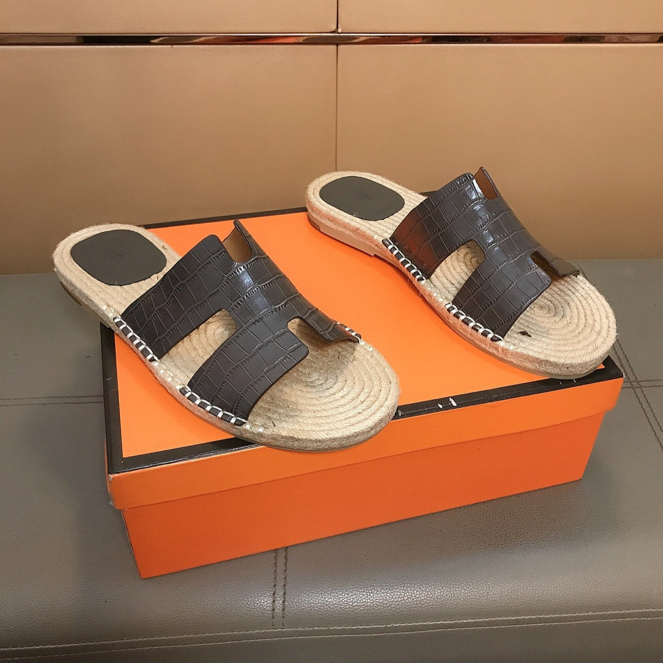 HM Men's Antigua Espadrille Dark Grey Embossed Cowhide 704136