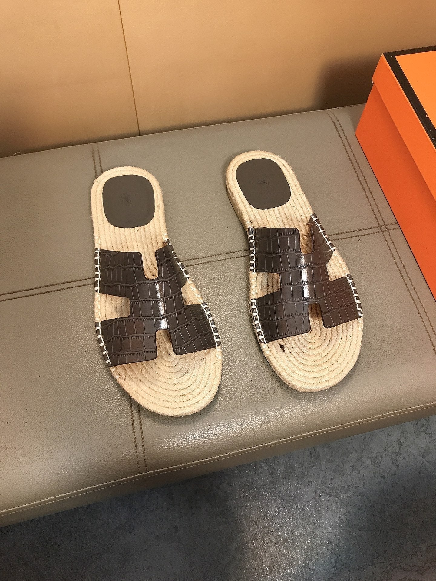 HM Men's Antigua Espadrille Dark Grey Embossed Cowhide 704136