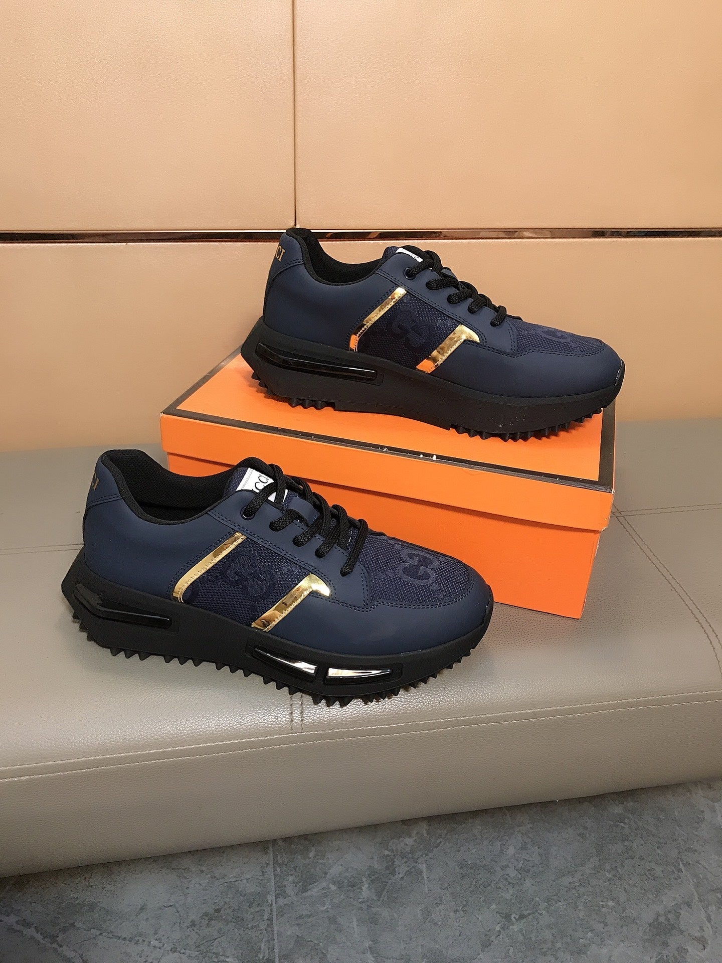 GG Men's Sneaker Navy Blue Cowhide 735850