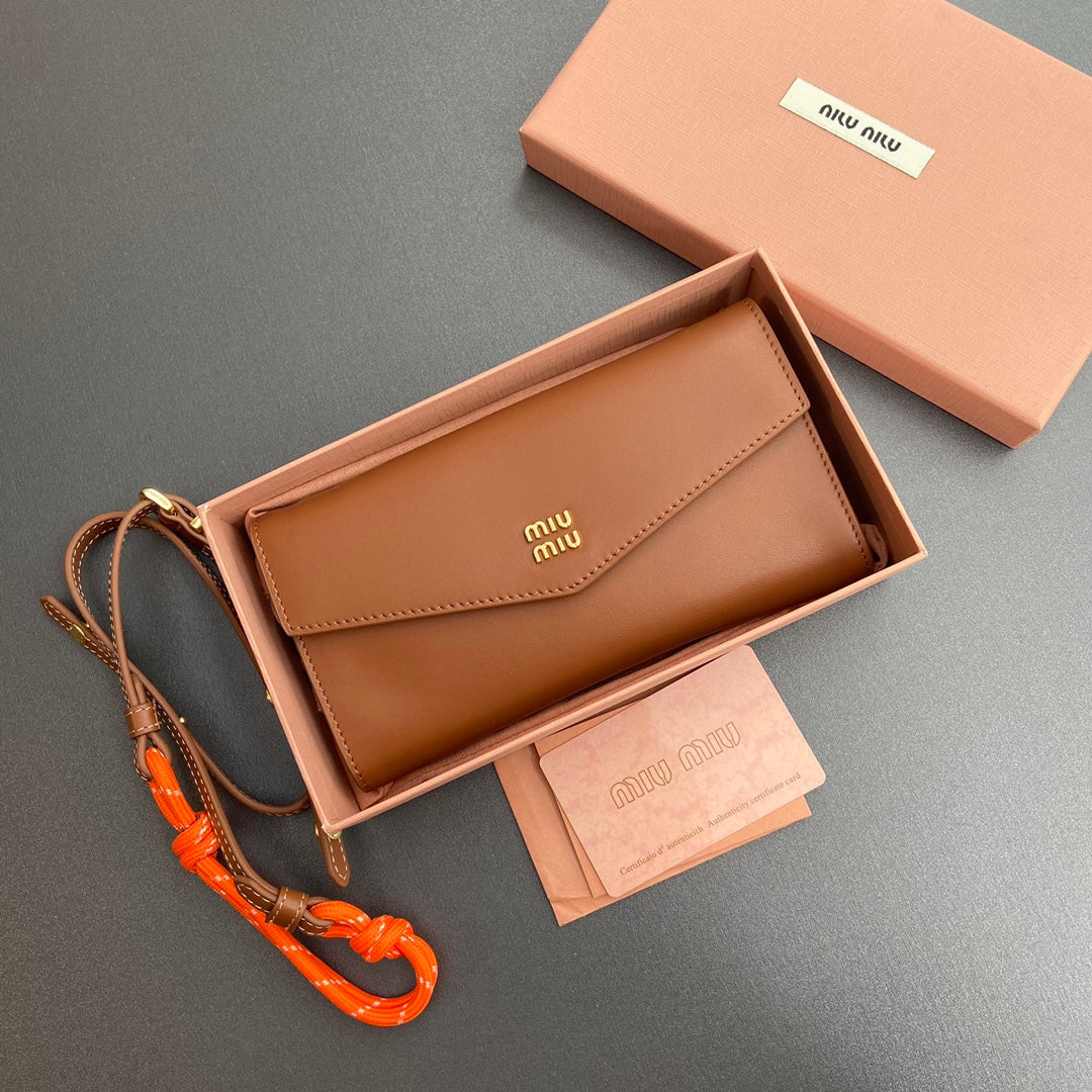 MICRO BAG 19 IN BRONZE BROWN SMOOTH CALFSKIN