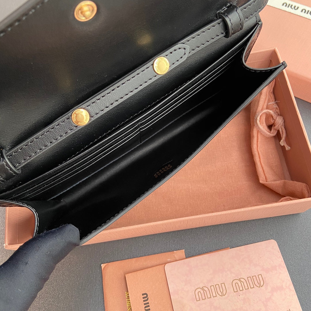 MICRO BAG 19 IN BLACK SMOOTH CALFSKIN