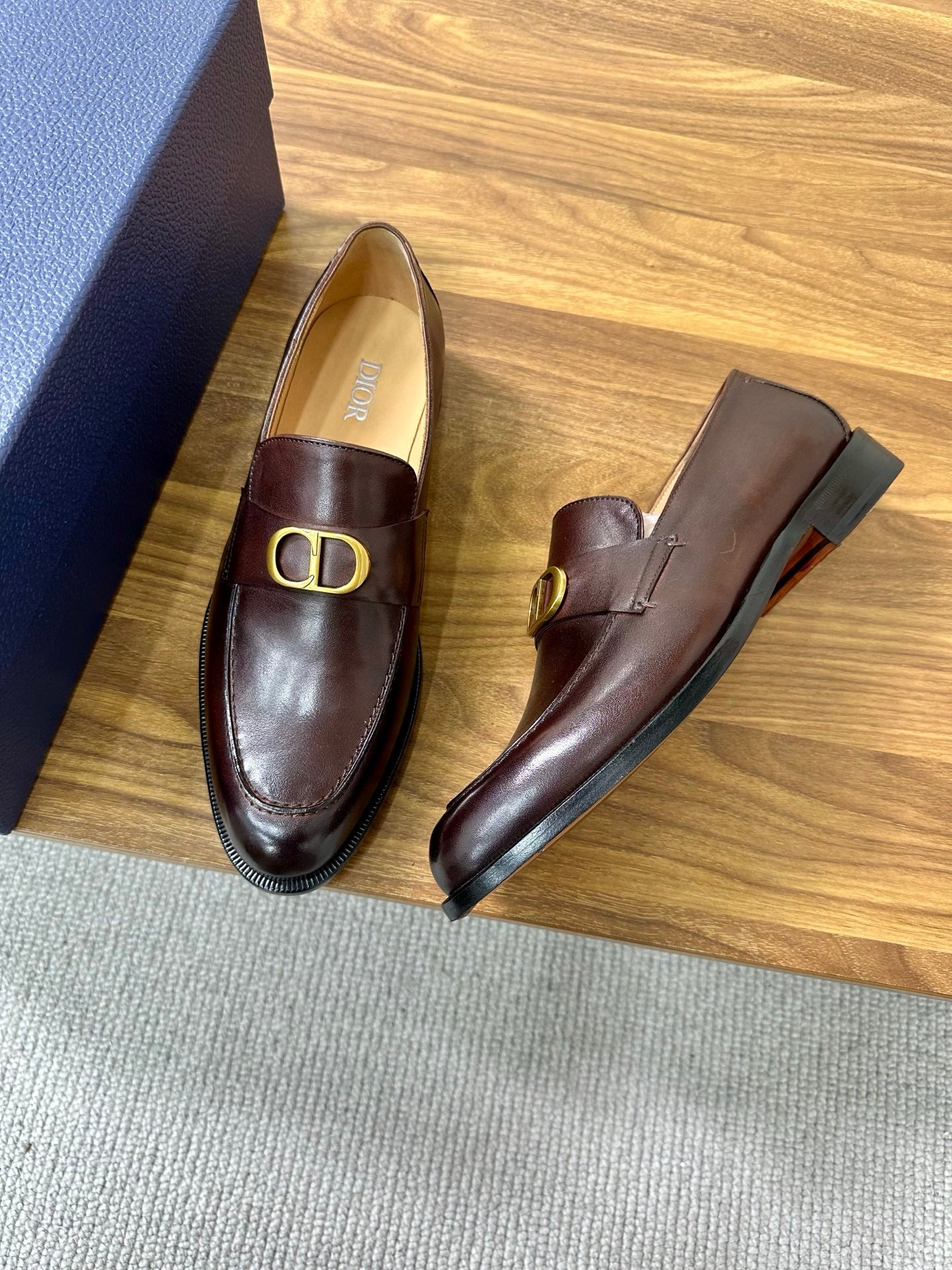CD Timeless Loafer Brown Cowhide 638618