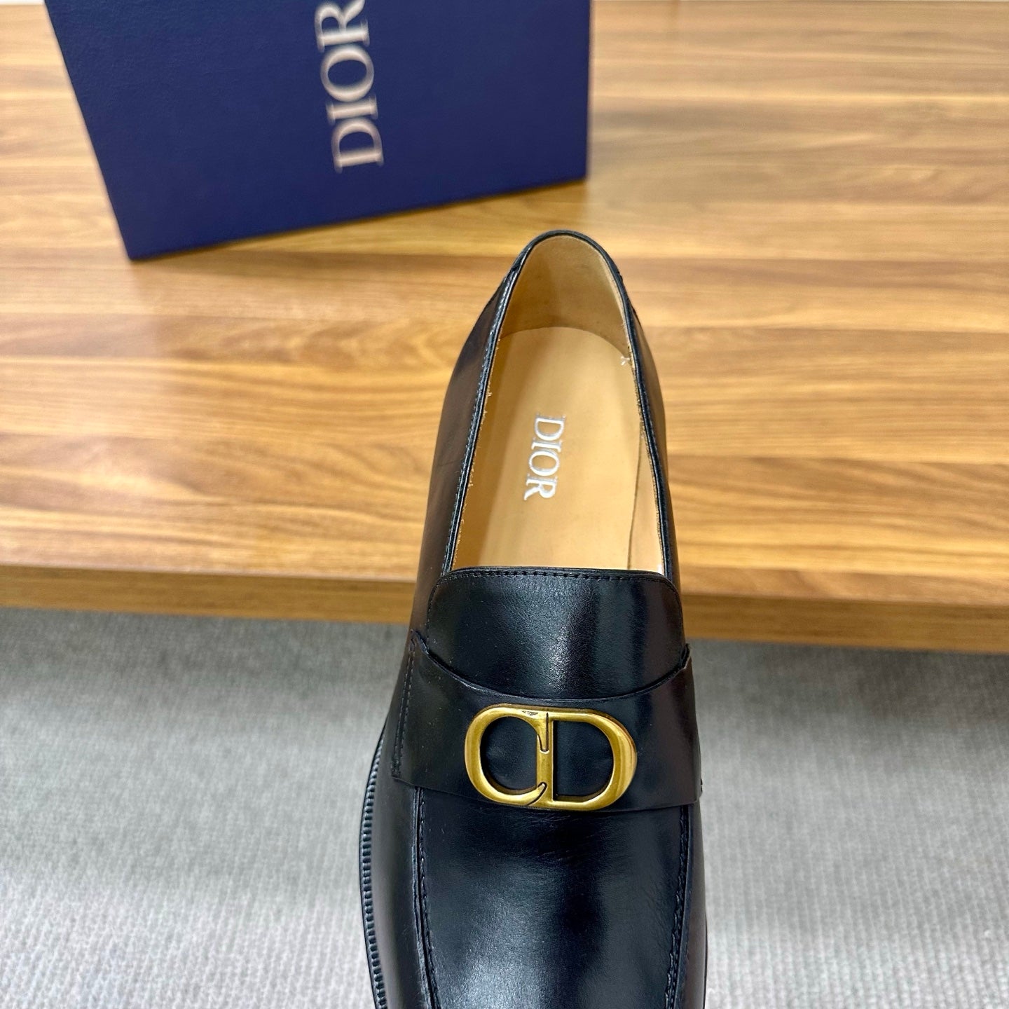 CD Timeless Loafer Black Gold Cowhide 638619