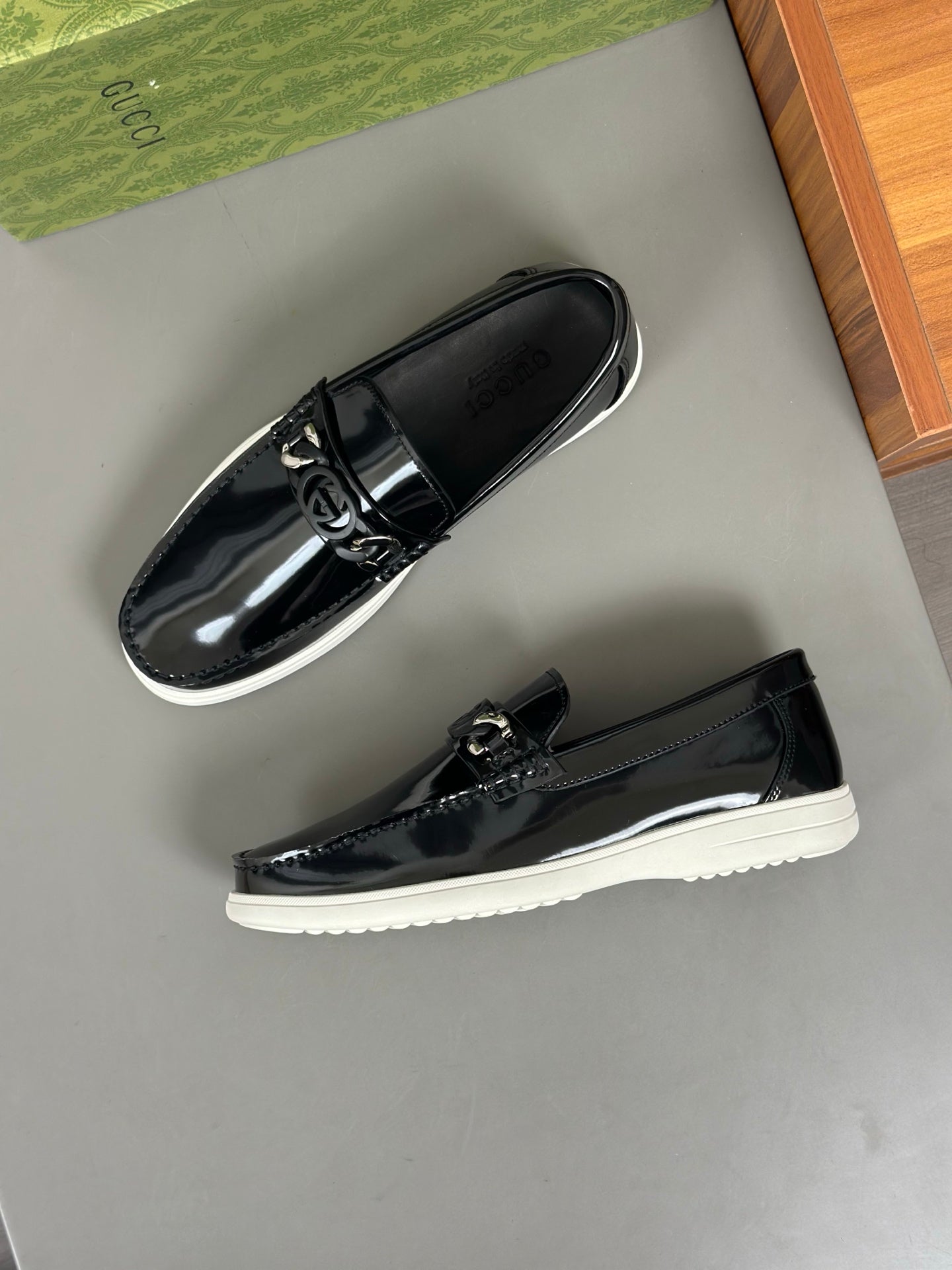 GG Men's Loafer Black Patent Leather 573503