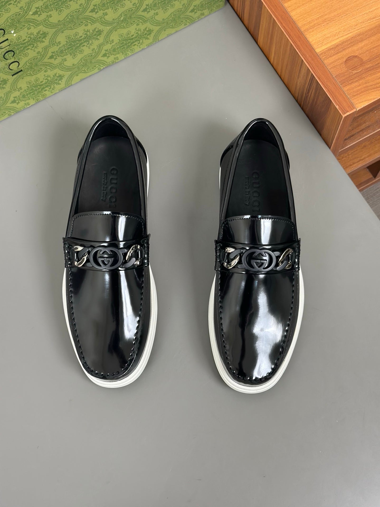 GG Men's Loafer Black Patent Leather 573503