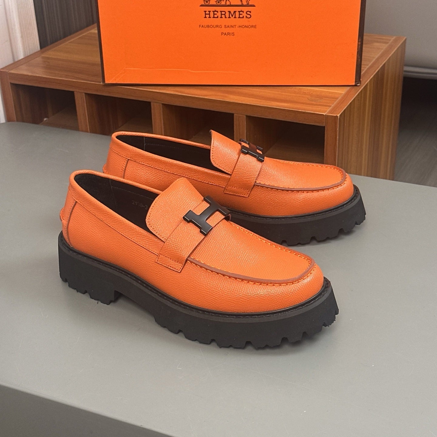 HM Men's Paris Loafer Orange Calfskin 640901