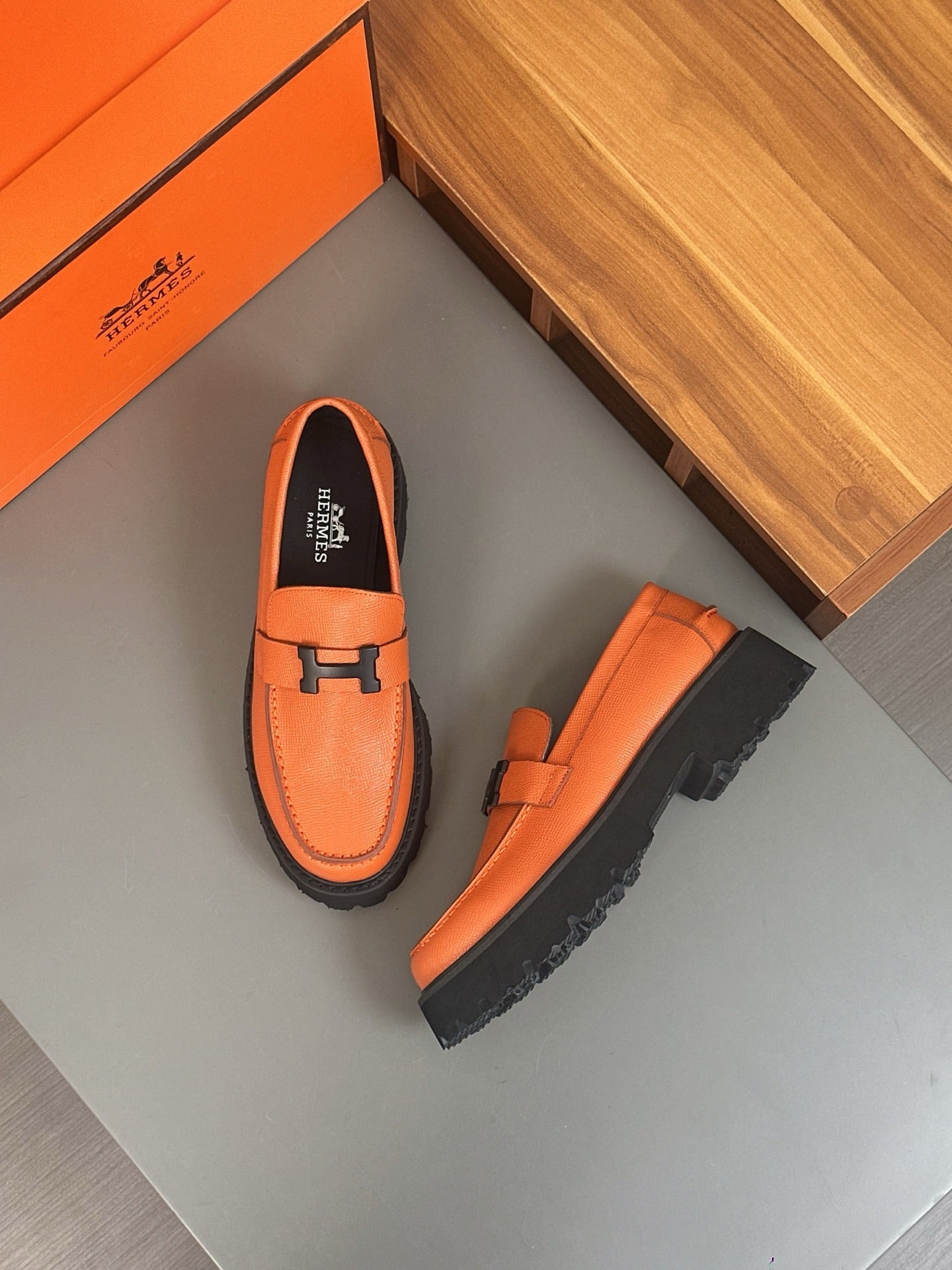 HM Men's Paris Loafer Orange Calfskin 640901