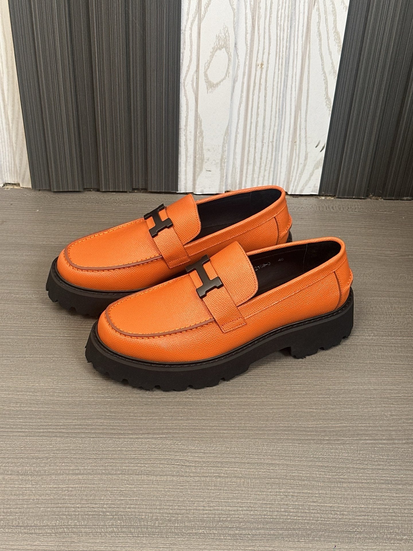 HM Men's Paris Loafer Orange Calfskin 640901