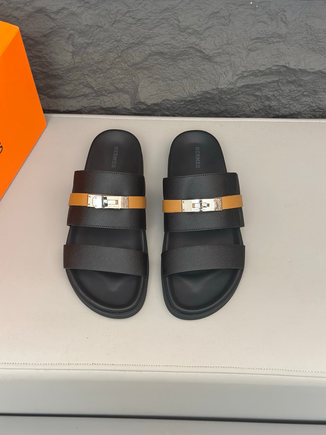 HM Men's Jackson Sandals Black Mix Orange Cowhide 686964