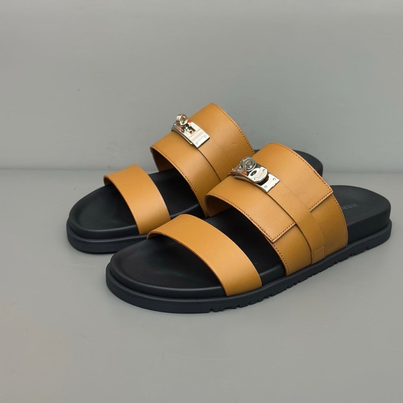 HM Men's Jackson Sandals Tan Cowhide 686965