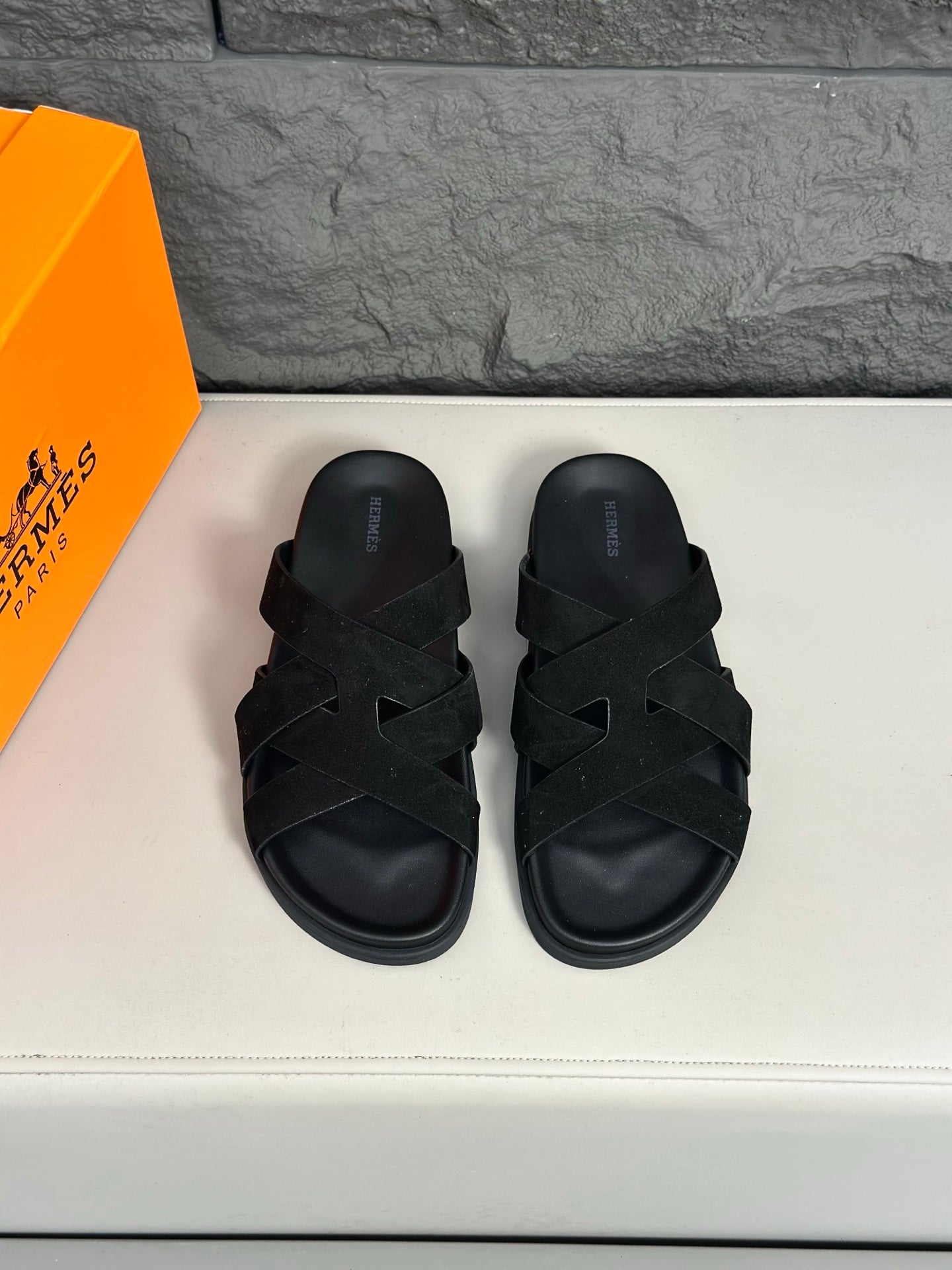 HM Men's Kazimir Sandals Black Suede 663020