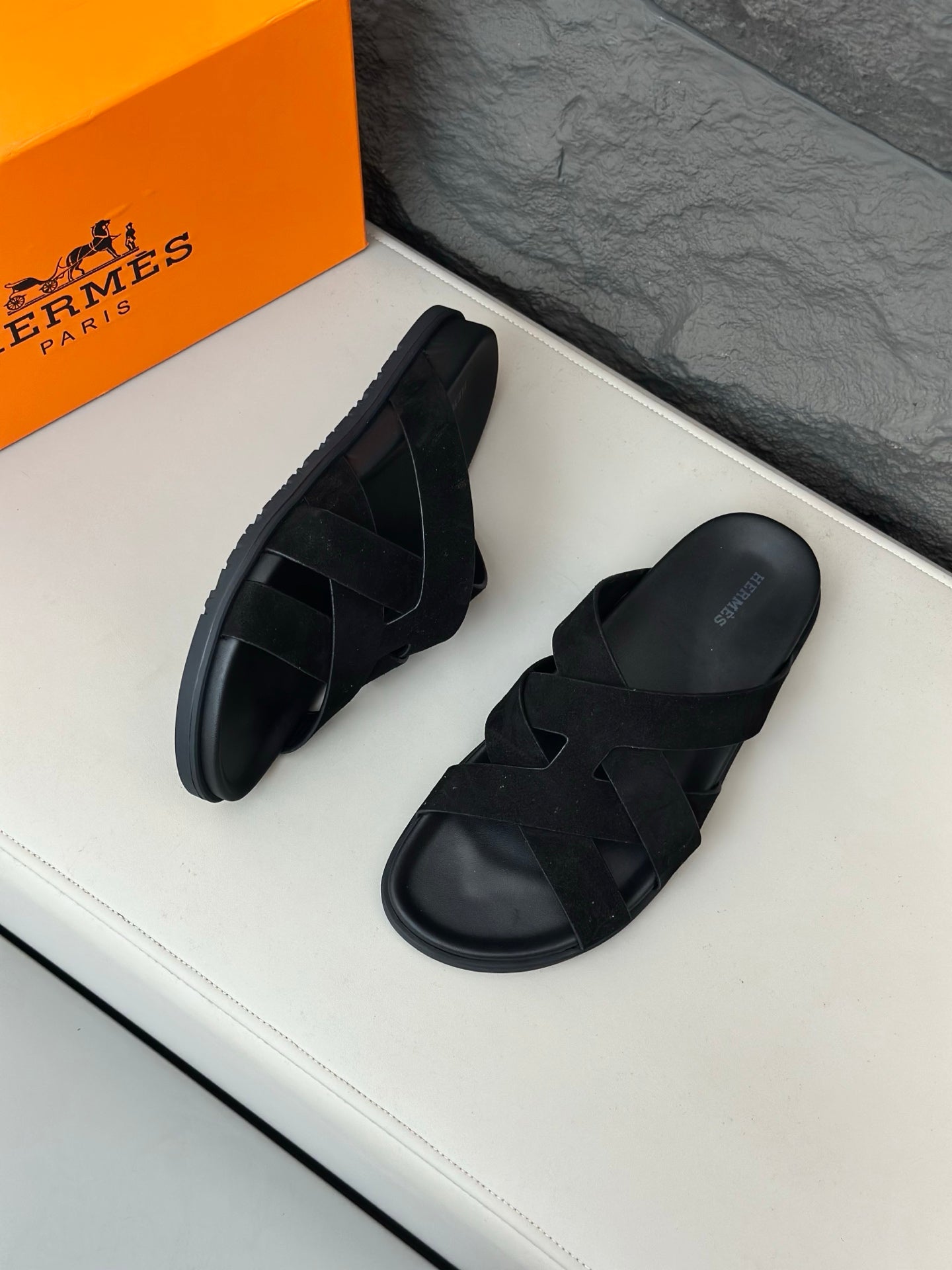 HM Men's Kazimir Sandals Black Suede 663020