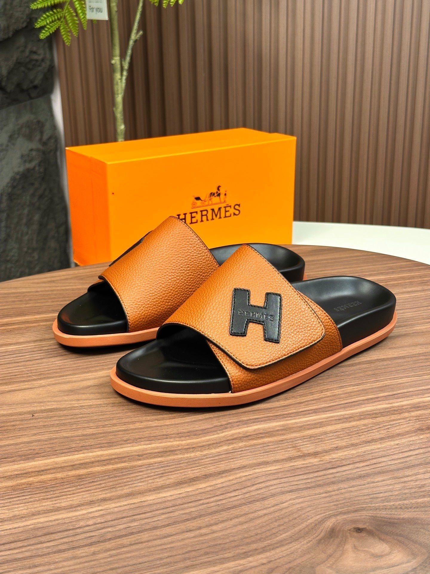 HM Men's Slide Orange Cowhide 684846